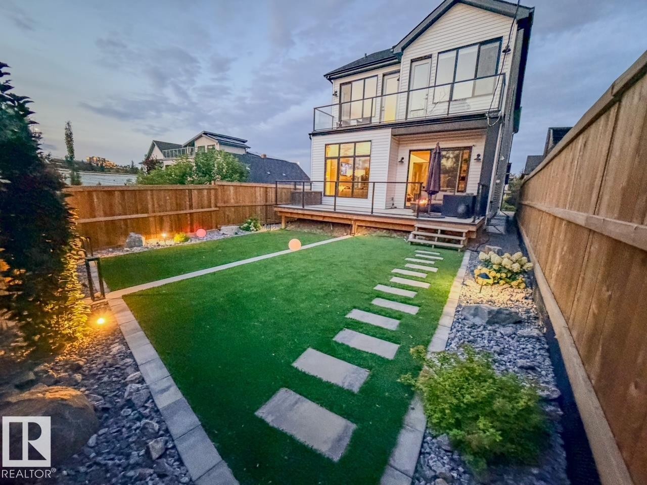9624 99A Street Nw, Edmonton, AB
