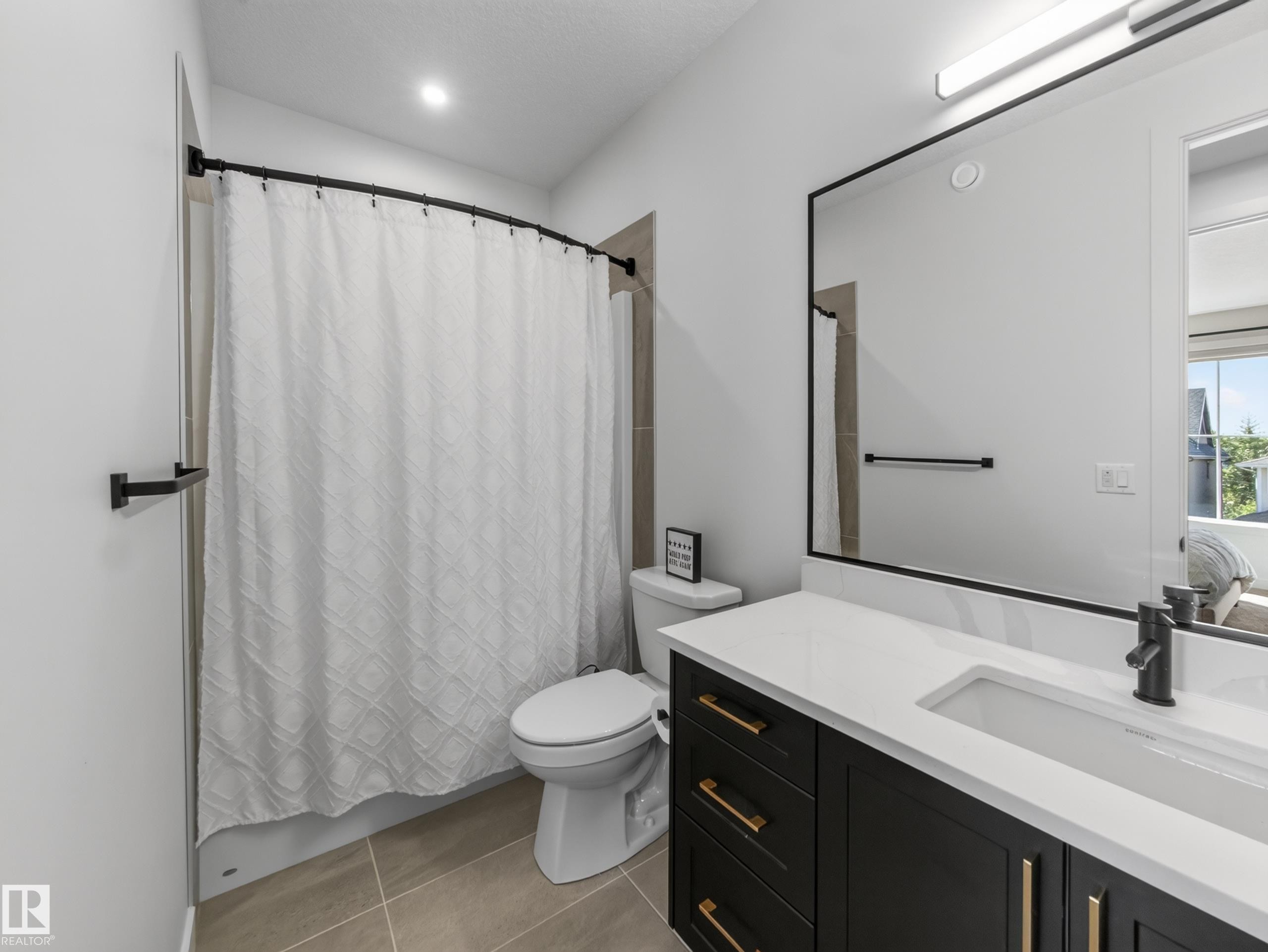 9624 99A Street Nw, Edmonton, AB
