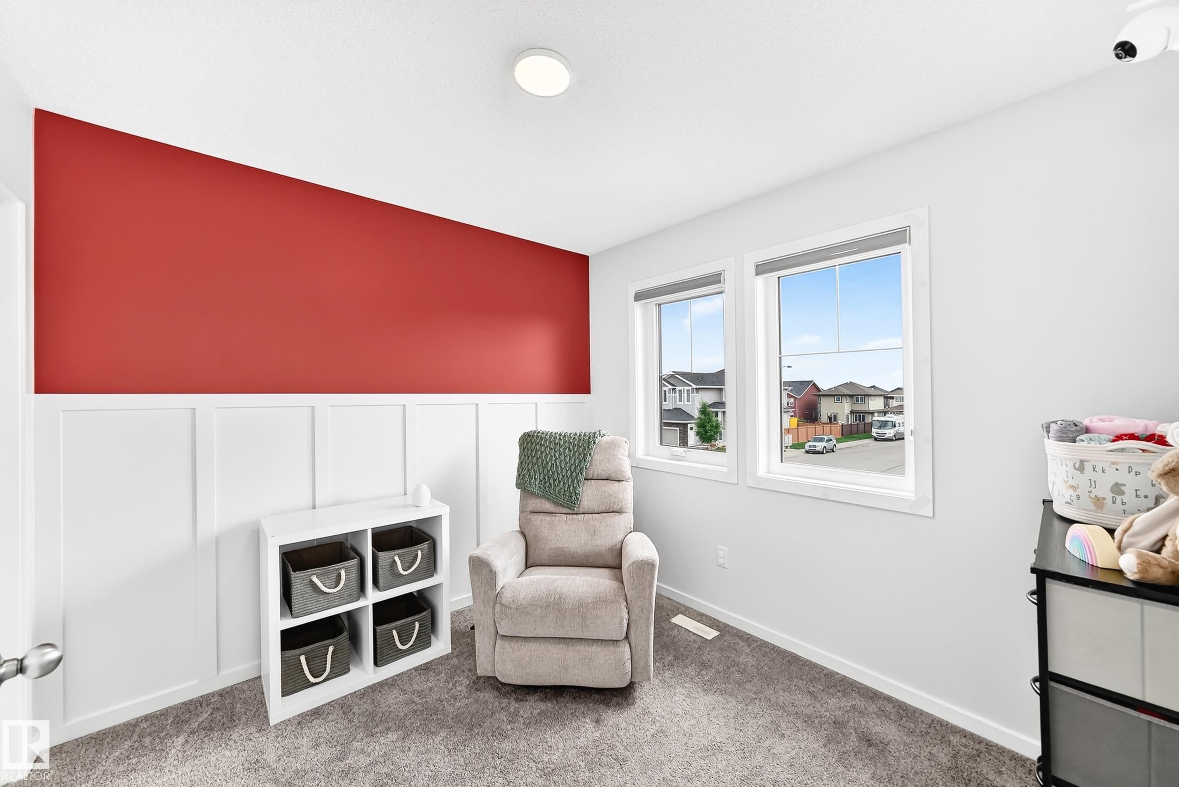 5233 22 Avenue Sw, Edmonton, AB