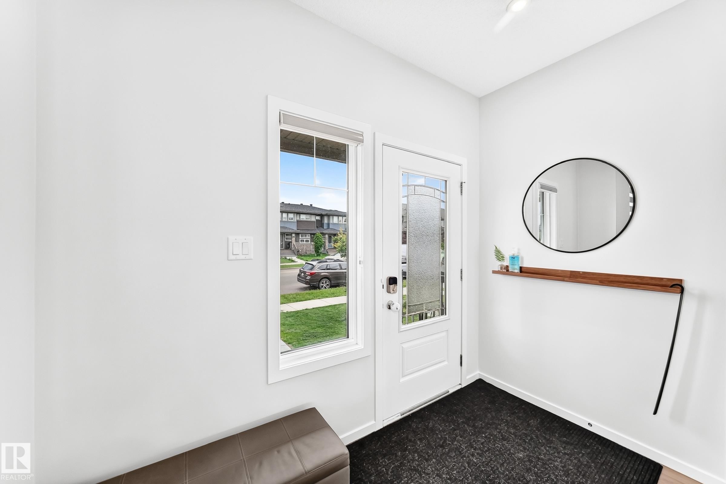 5233 22 Avenue Sw, Edmonton, AB