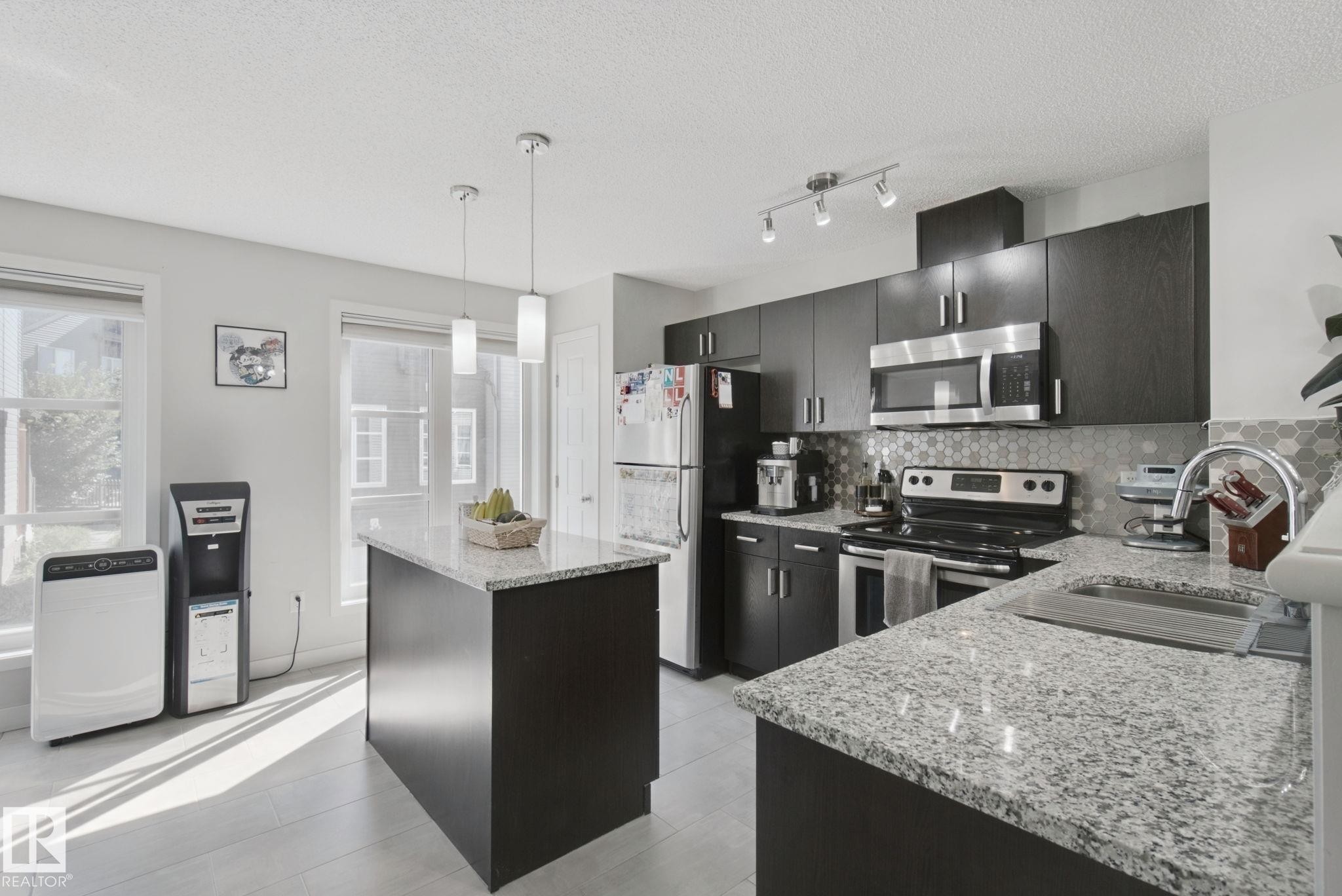 #5 4470 Prowse Rd Sw, Edmonton, AB