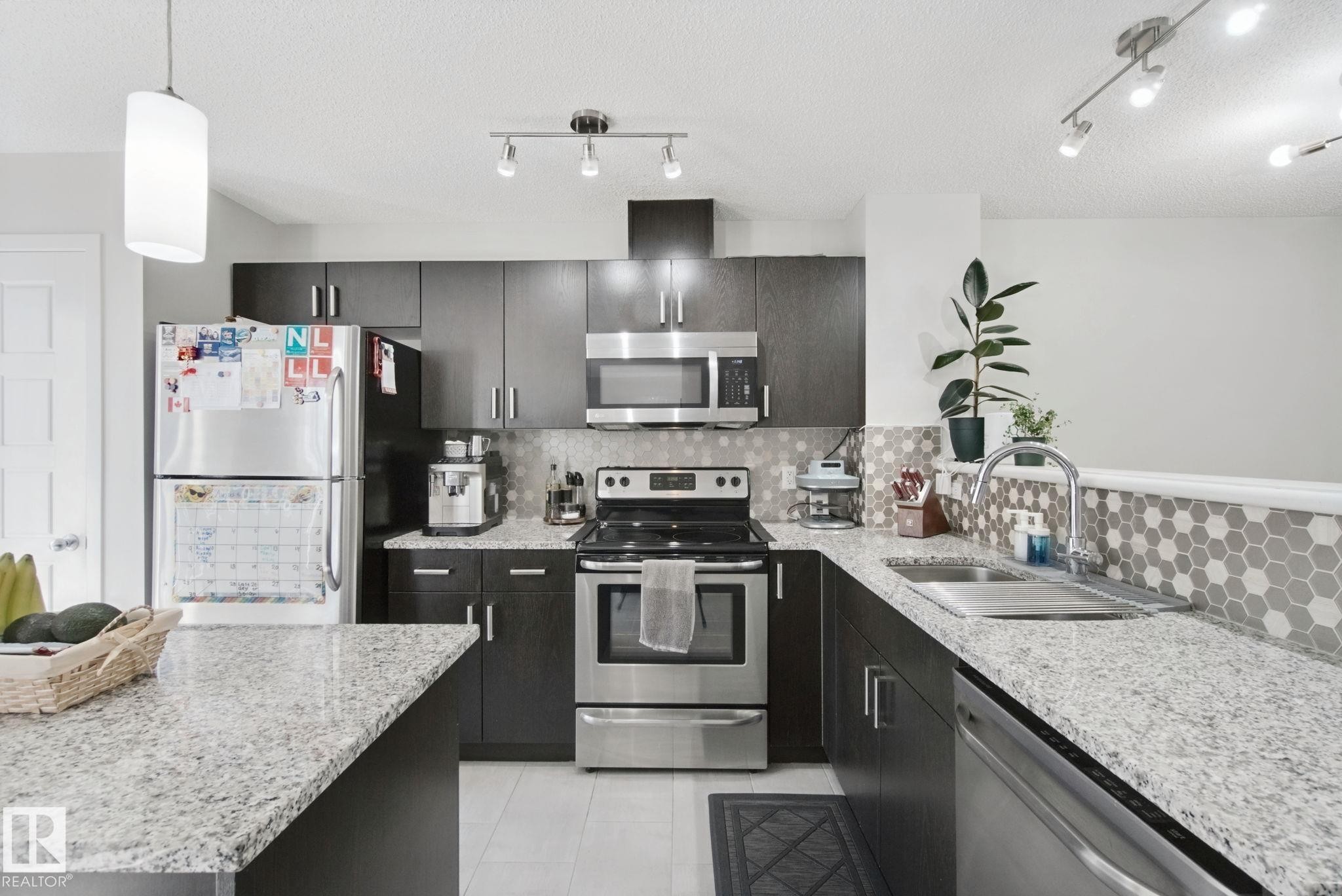 #5 4470 Prowse Rd Sw, Edmonton, AB