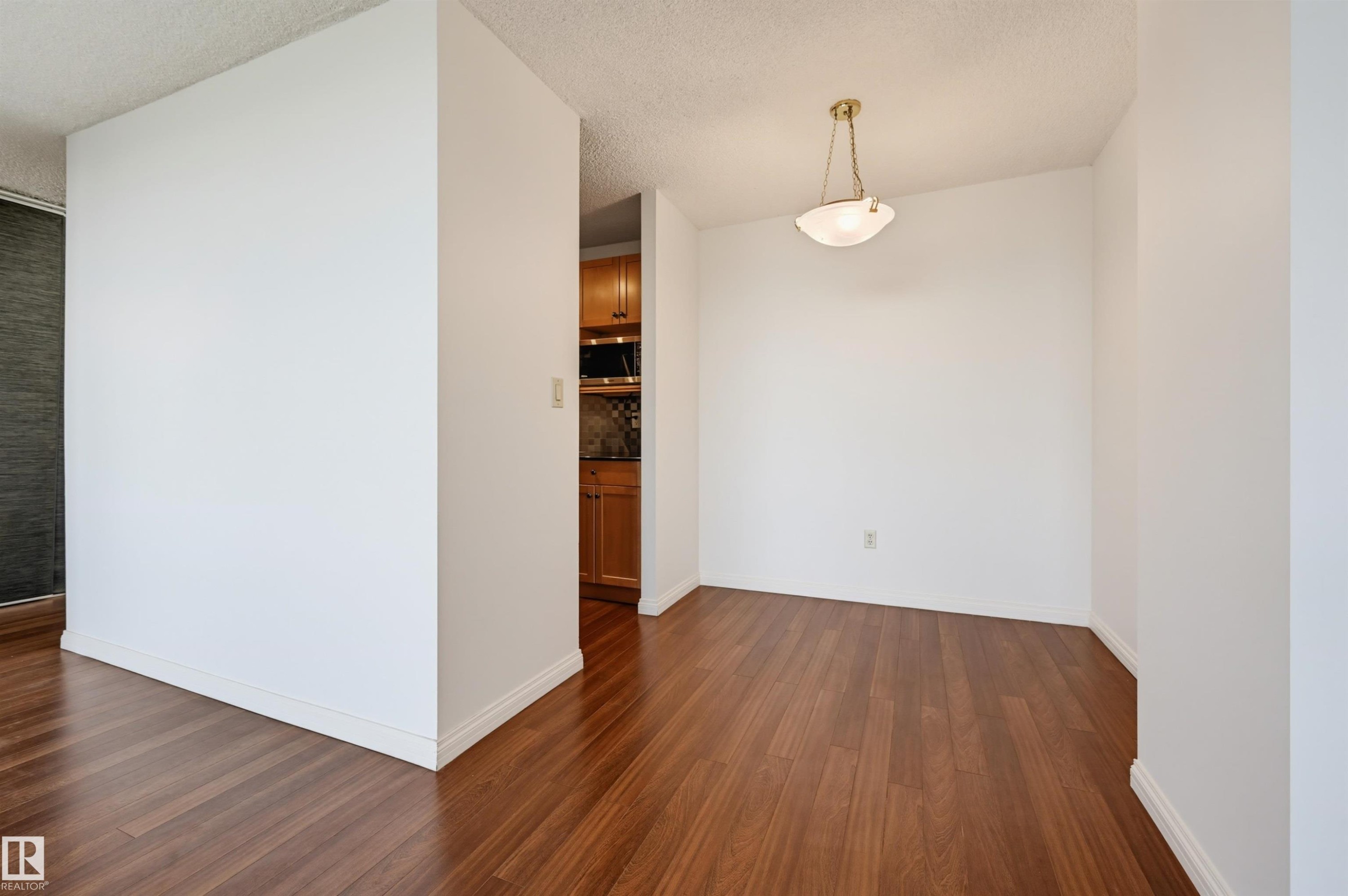 #1502 13910 Stony Plain Rd Nw, Edmonton, AB