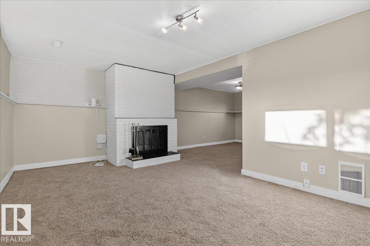 16206 79A Avenue Nw, Edmonton, AB