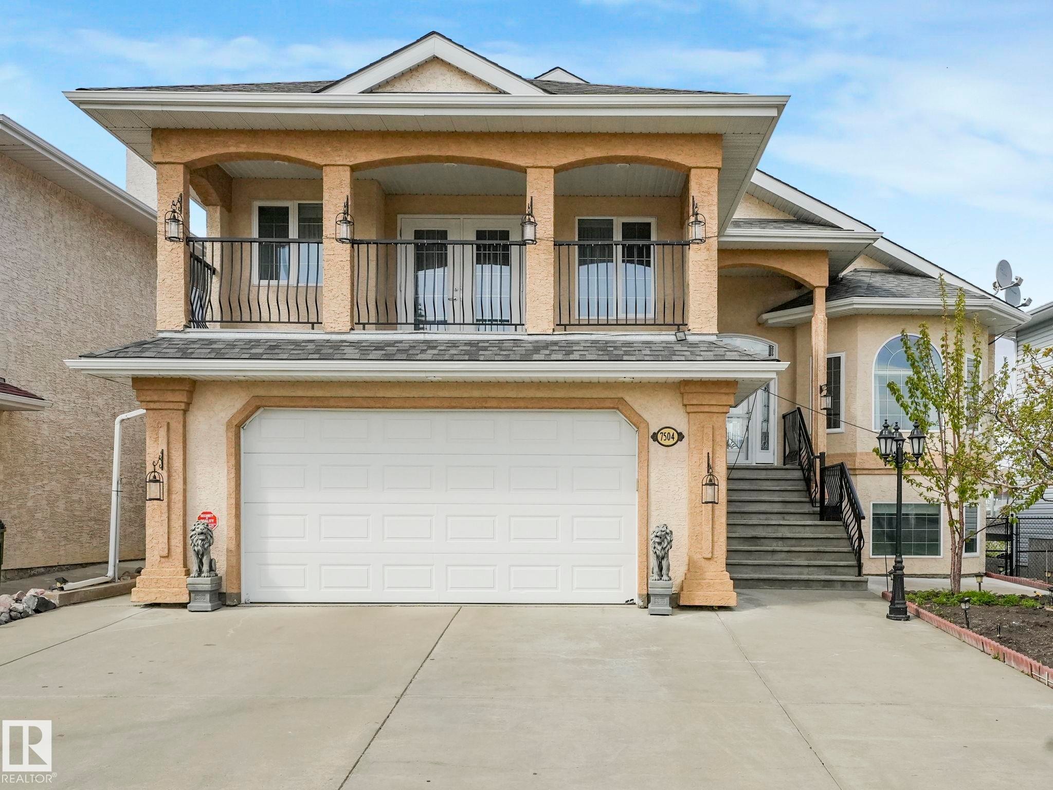 7504 161A Avenue Nw, Edmonton, AB - Outdoor With Balcony With Facade