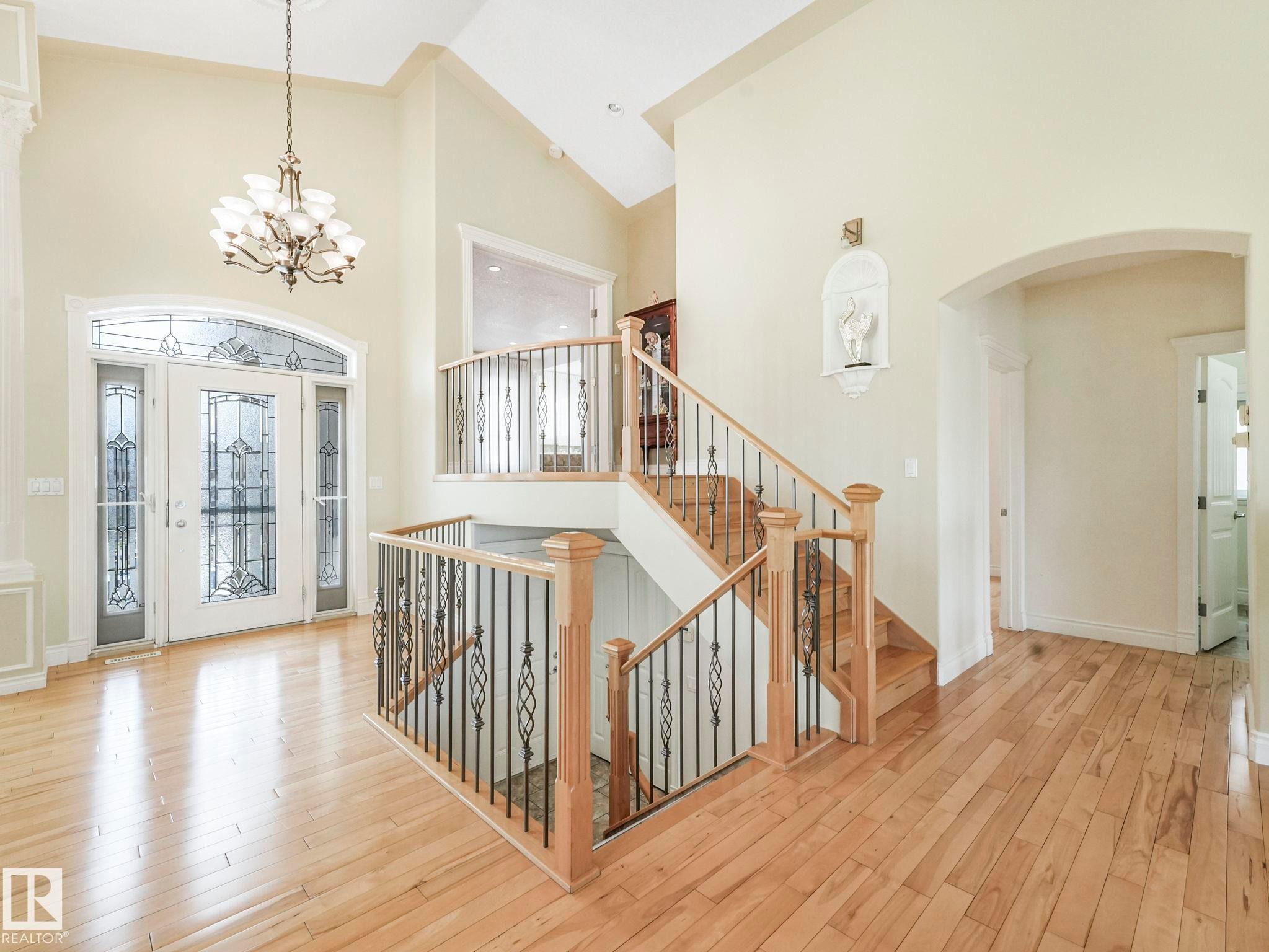 7504 161A Avenue Nw, Edmonton, AB - Indoor Photo Showing Other Room