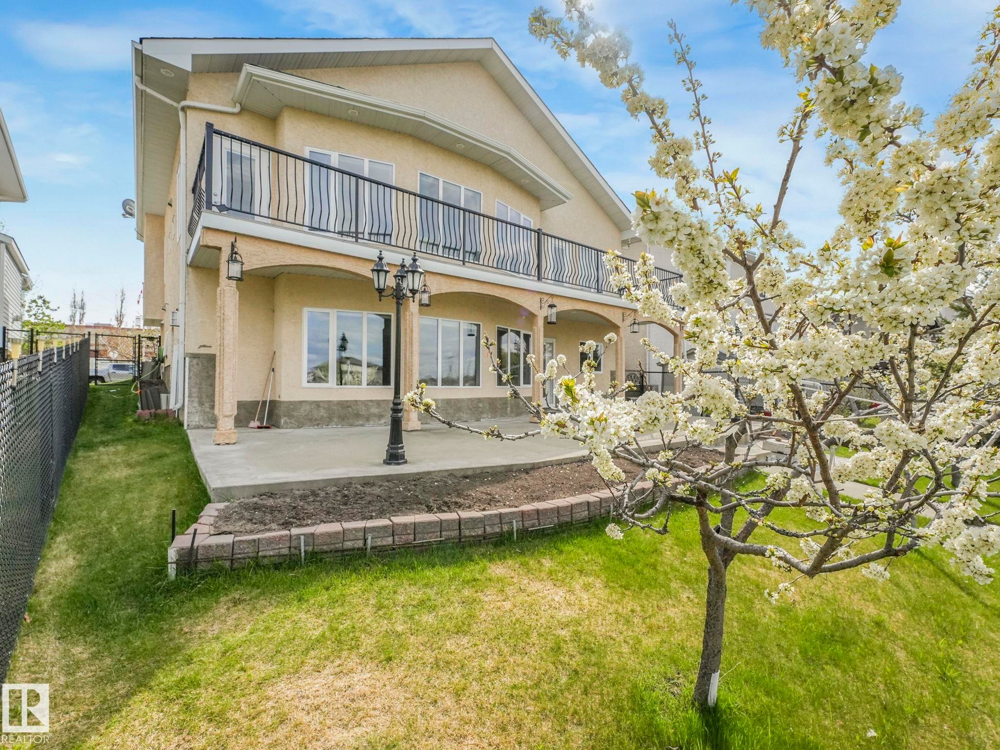 7504 161A Avenue Nw, Edmonton, AB - Outdoor With Balcony With Deck Patio Veranda
