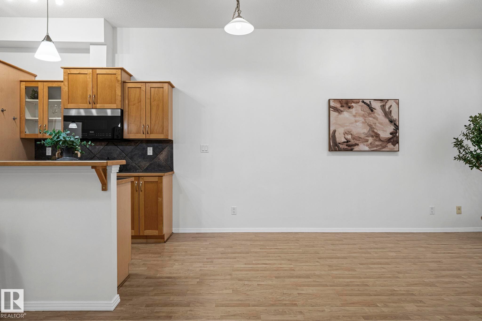 #308 10147 112 St Nw, Edmonton, AB