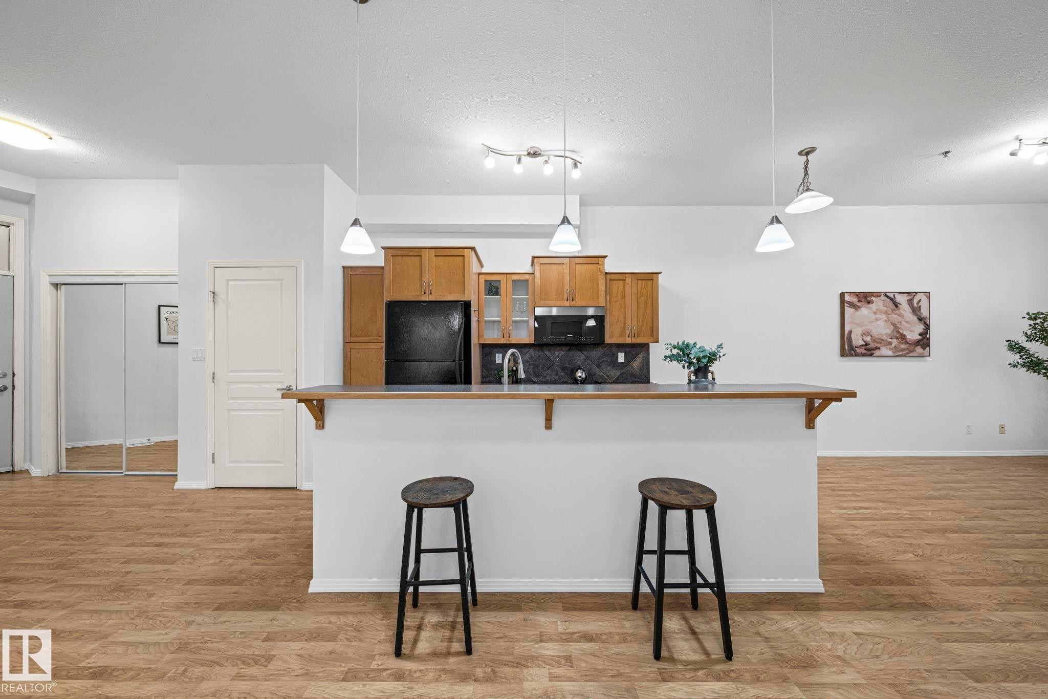 #308 10147 112 St Nw, Edmonton, AB