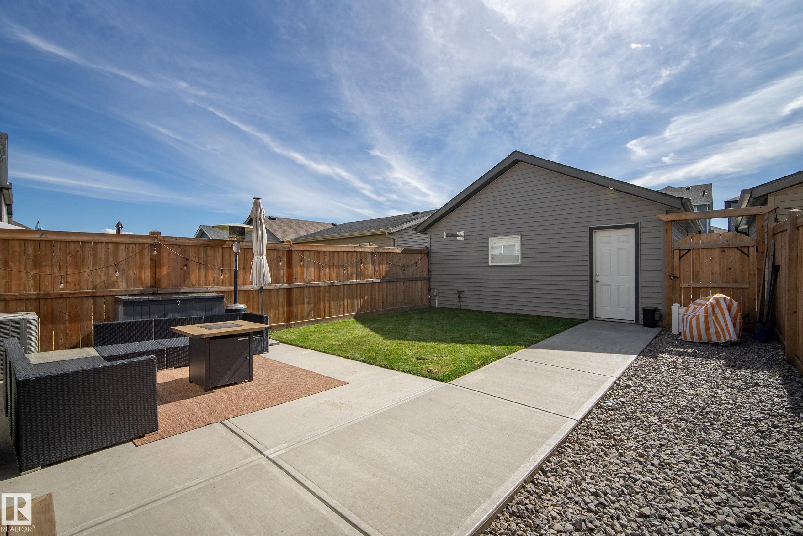 22359 93 Avenue Nw, Edmonton, AB