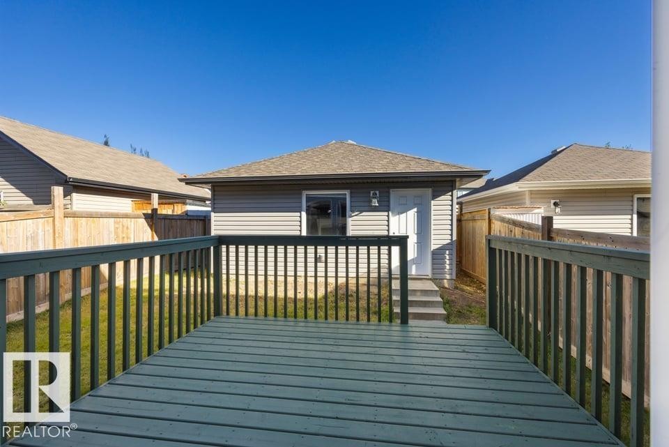 1526 35B Av Nw, Edmonton, AB
