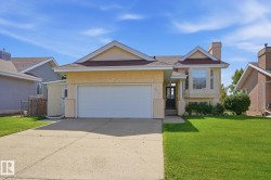 4207 43 Avenue  Beaumont, AB T4X 1M5