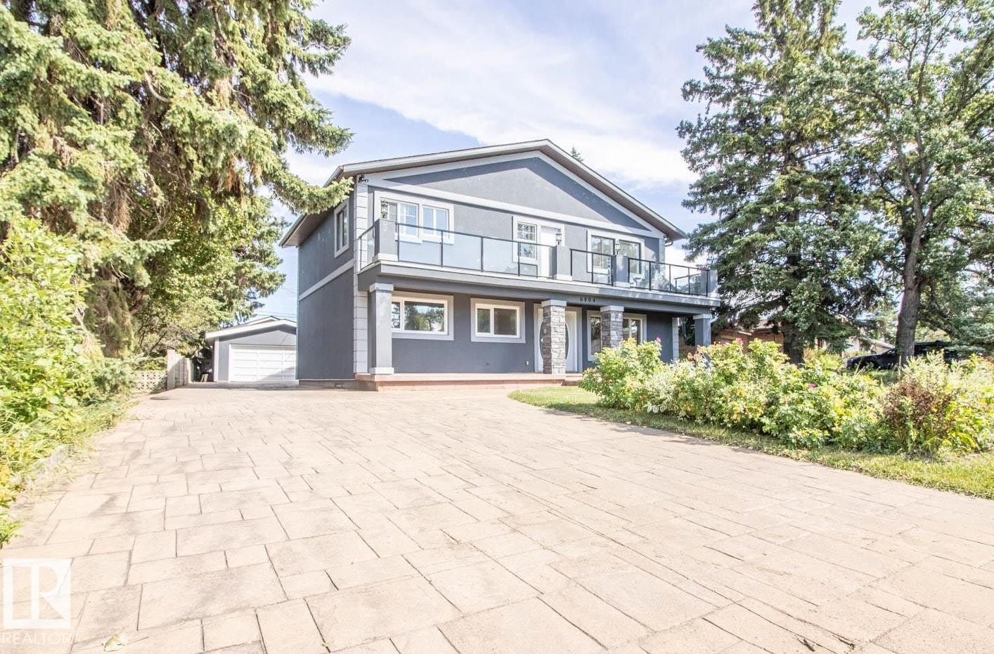 6804 102A Avenue Nw, Edmonton, AB