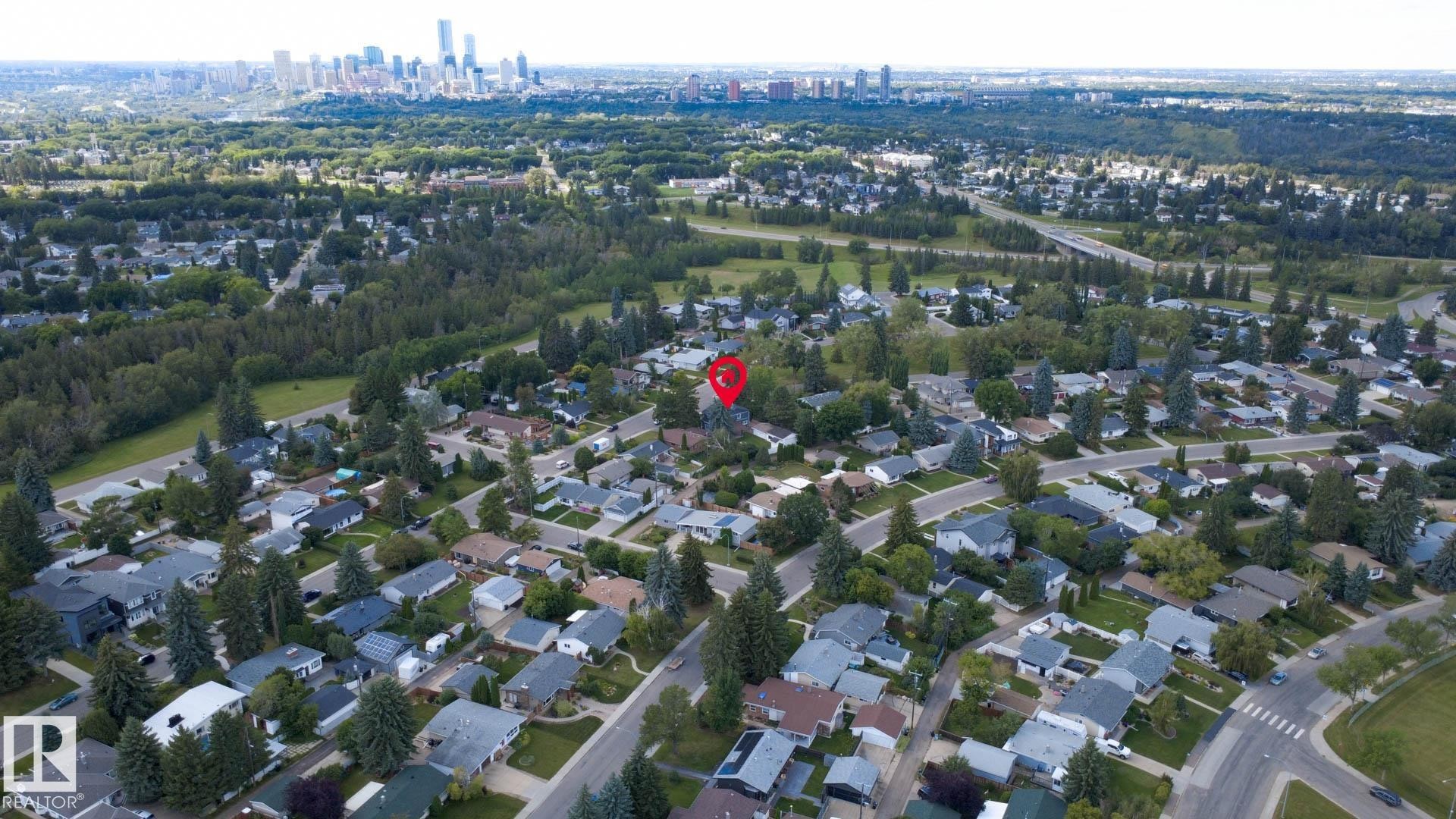 6804 102A Avenue Nw, Edmonton, AB