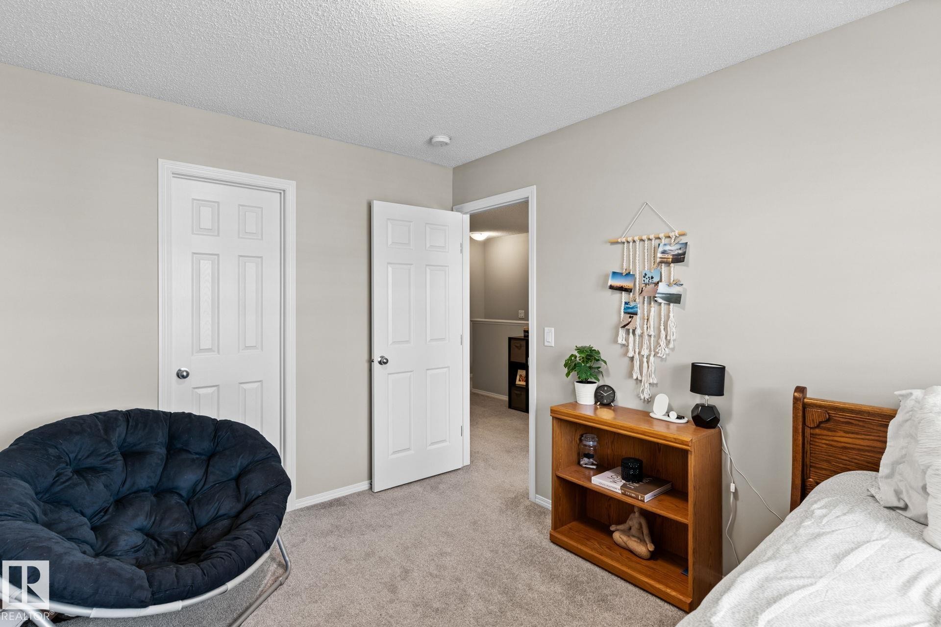 17253 9A Avenue Sw, Edmonton, AB