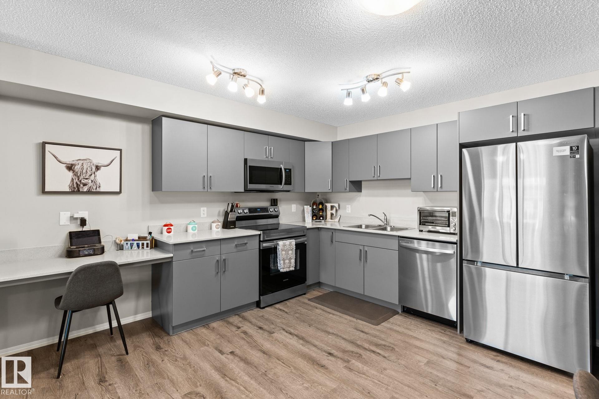 17253 9A Avenue Sw, Edmonton, AB