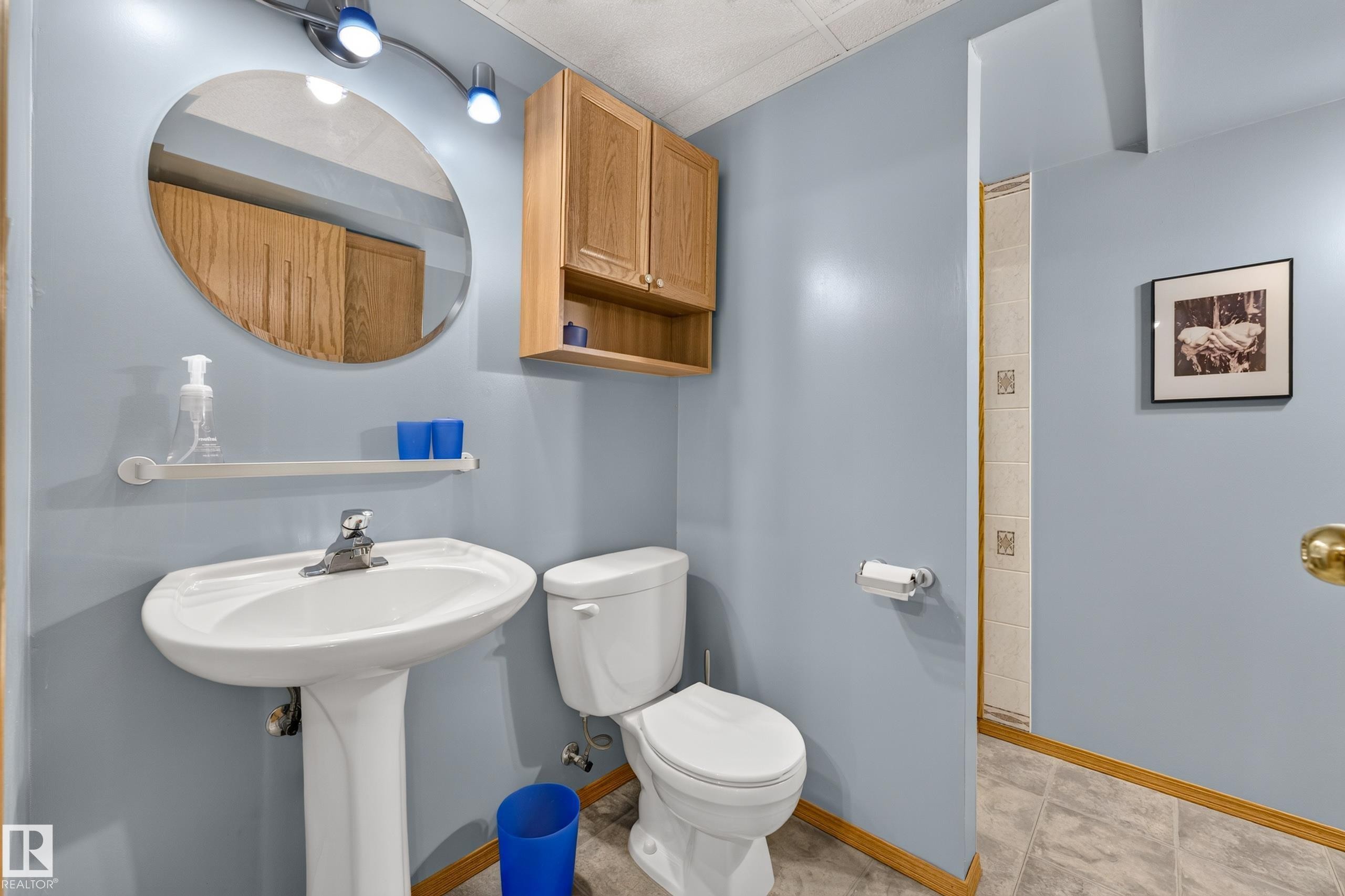 8329 171A Avenue Nw, Edmonton, AB
