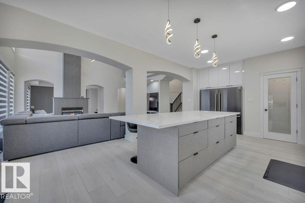 5010 Donsdale Drive Nw, Edmonton, AB