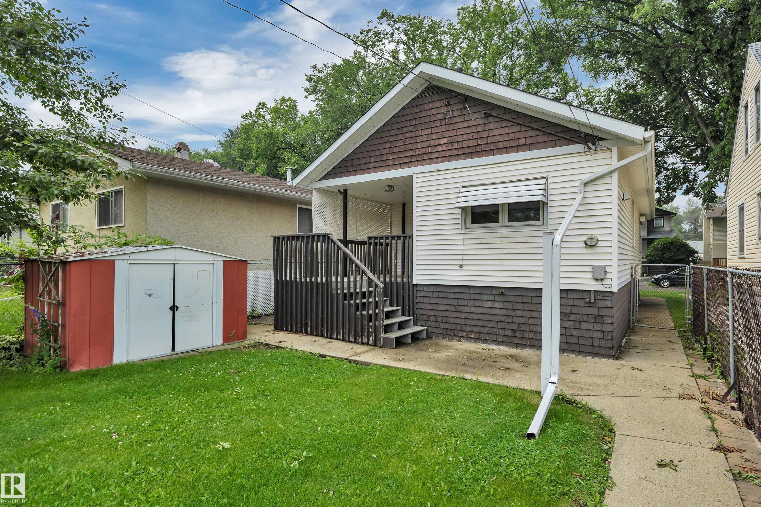 11527 88 Street Nw, Edmonton, AB - Outdoor With Exterior