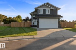 4507 Worthington Court  Cold Lake, AB T9M 0J4