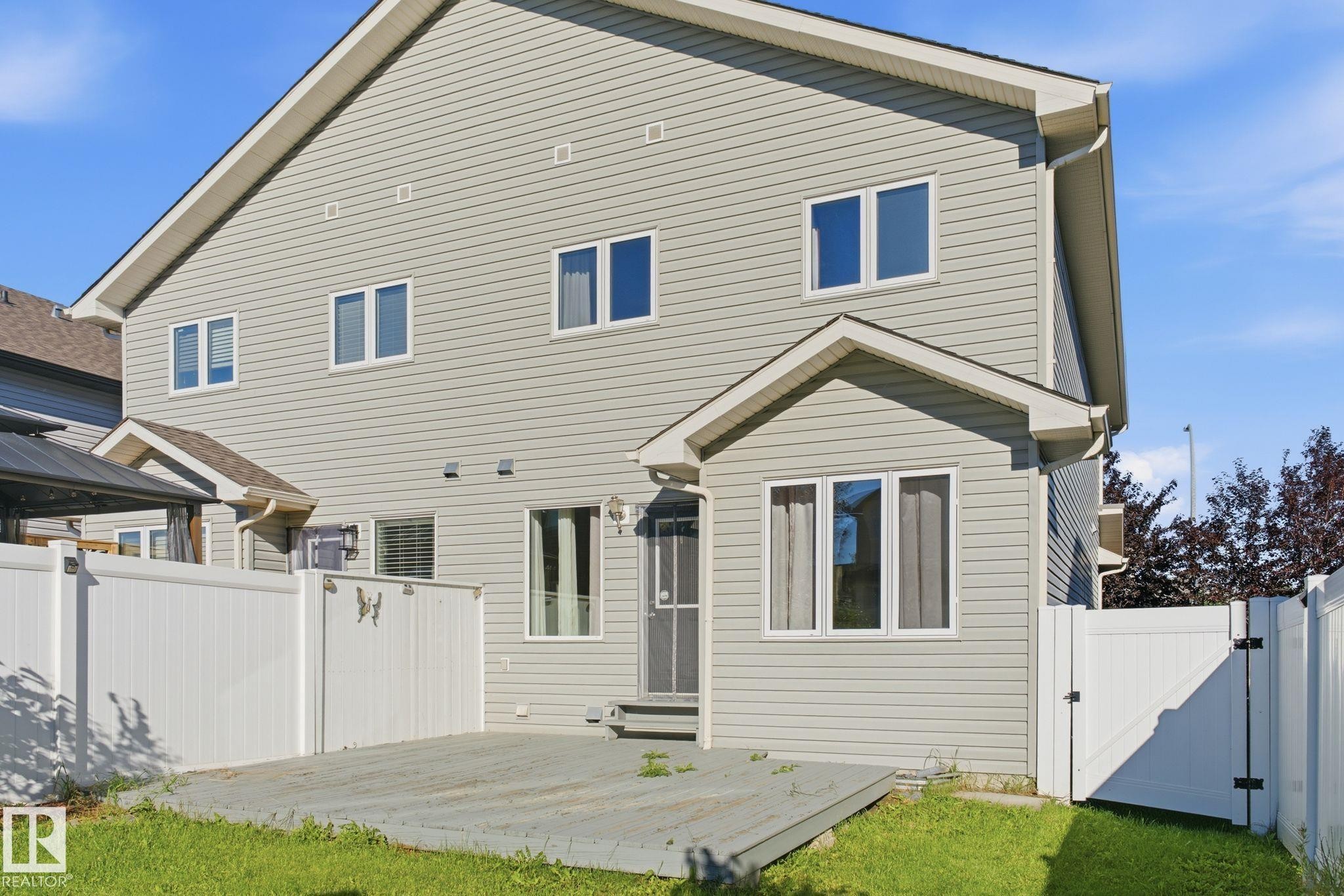 16822 52 Street Nw, Edmonton, AB