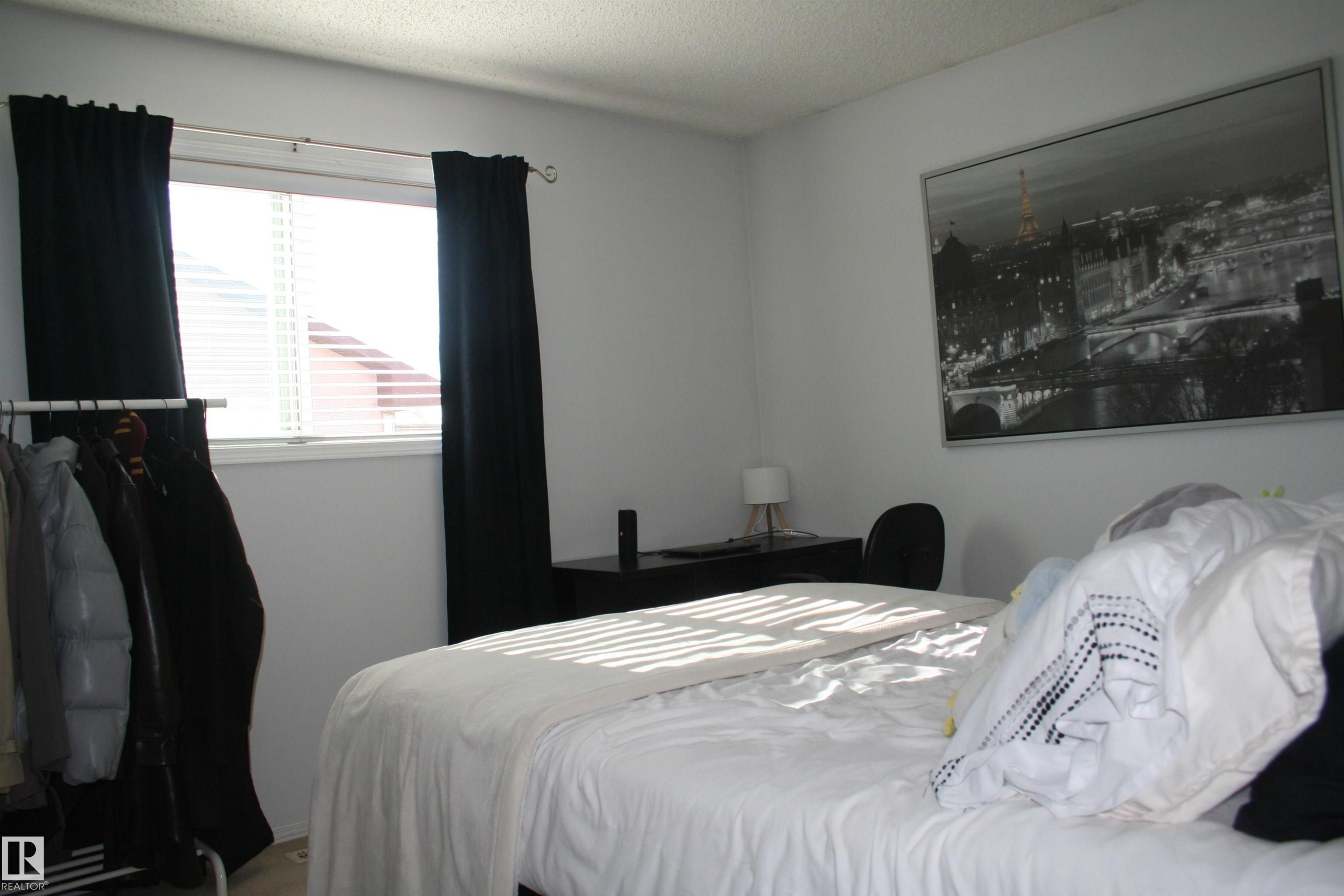 263 Dunvegan Road Nw, Edmonton, AB