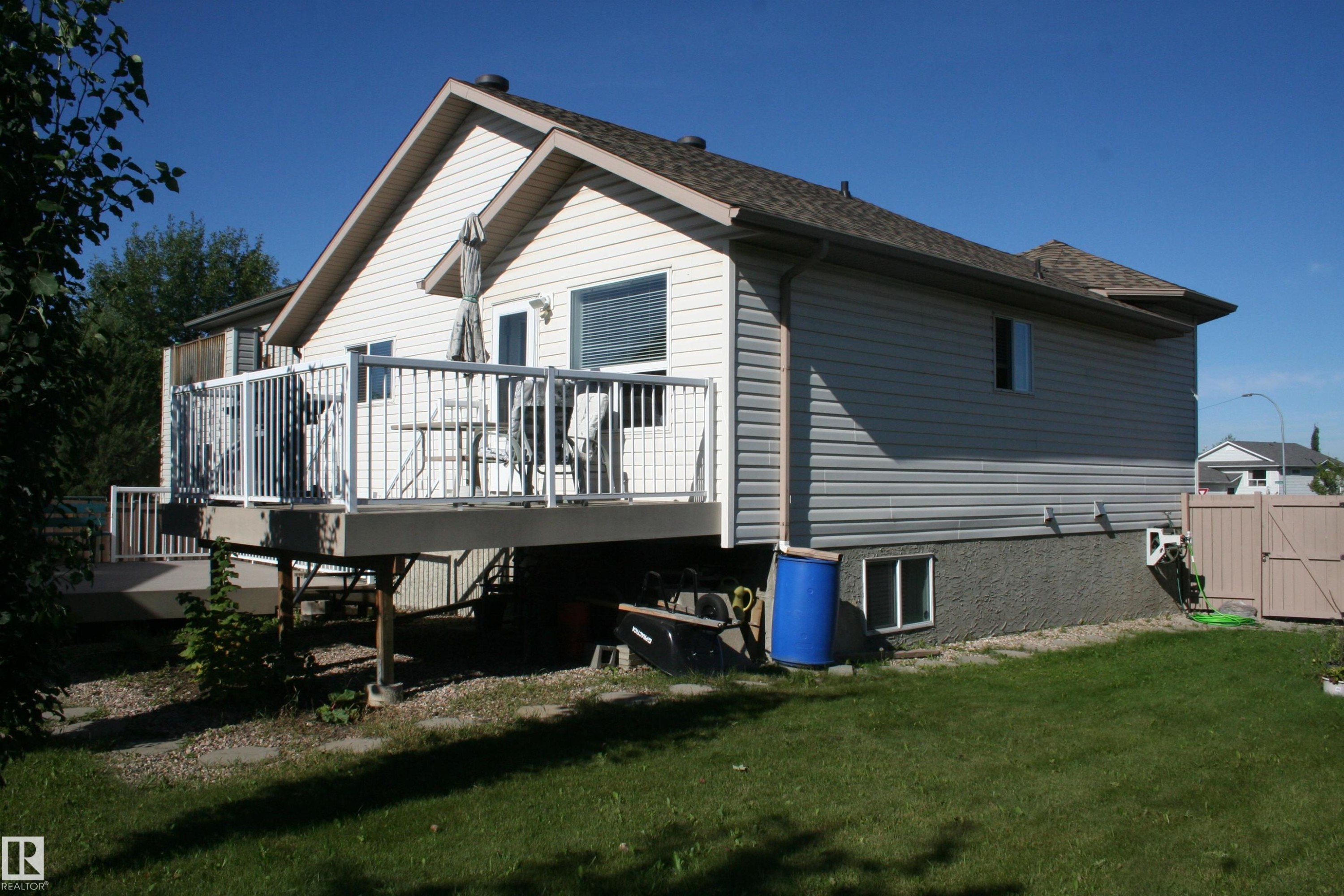 263 Dunvegan Road Nw, Edmonton, AB