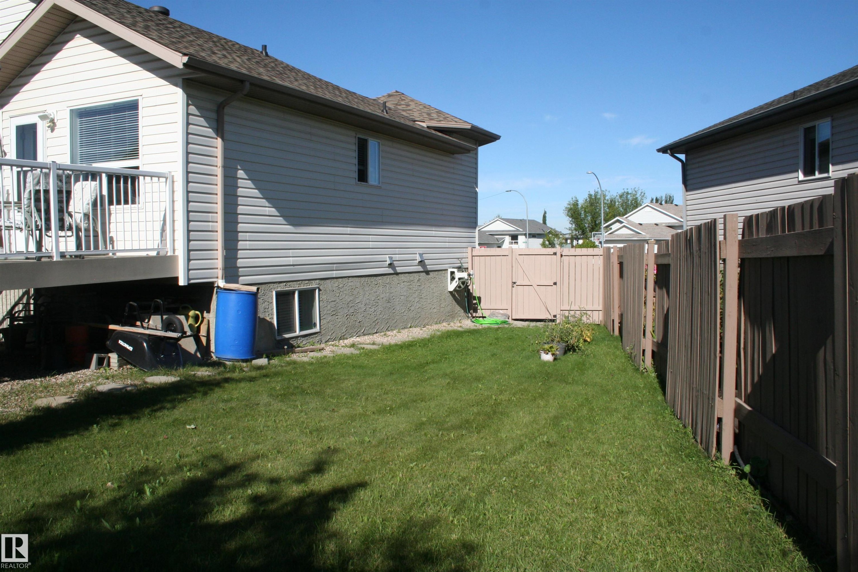 263 Dunvegan Road Nw, Edmonton, AB