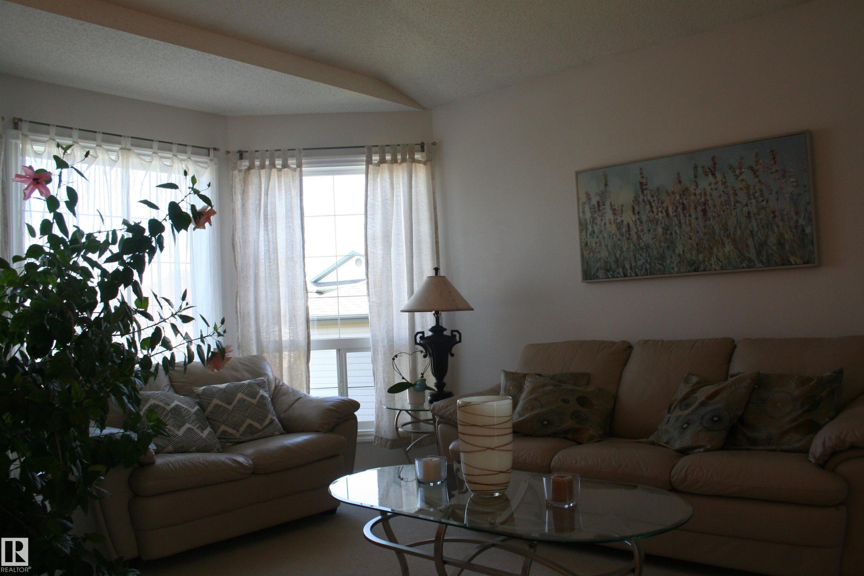 263 Dunvegan Road Nw, Edmonton, AB
