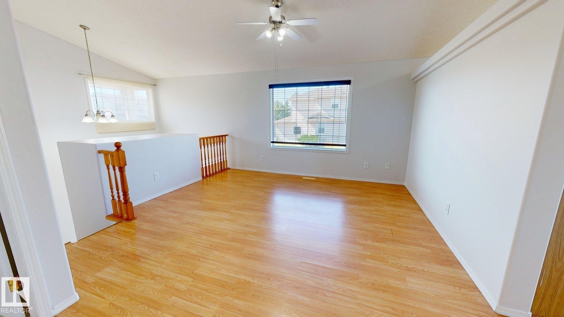 7936 3 Avenue Sw, Edmonton, AB