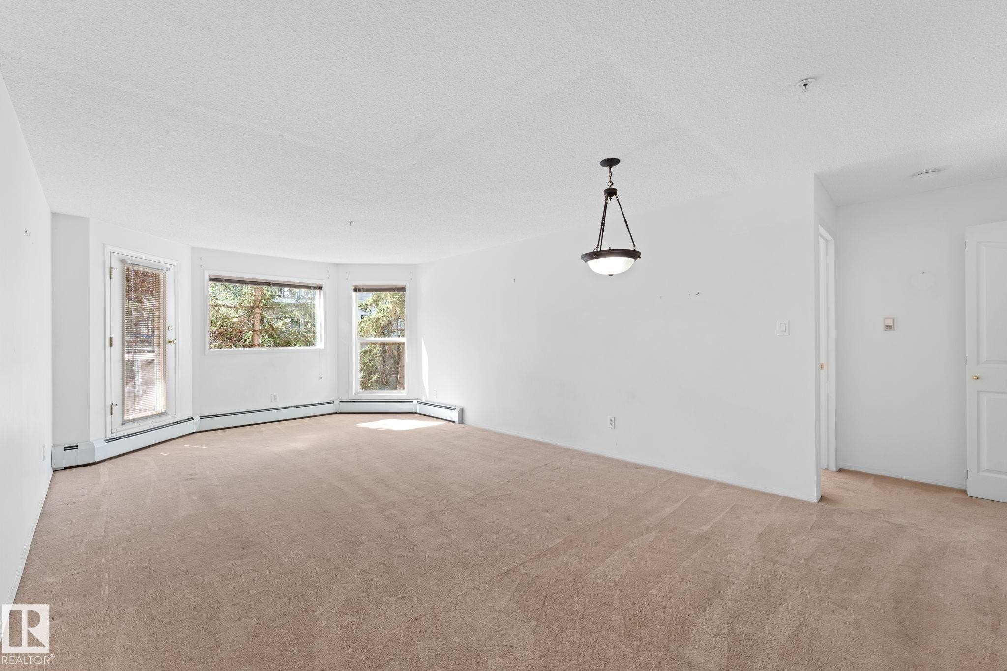 #225 10511 42 Av Nw, Edmonton, AB