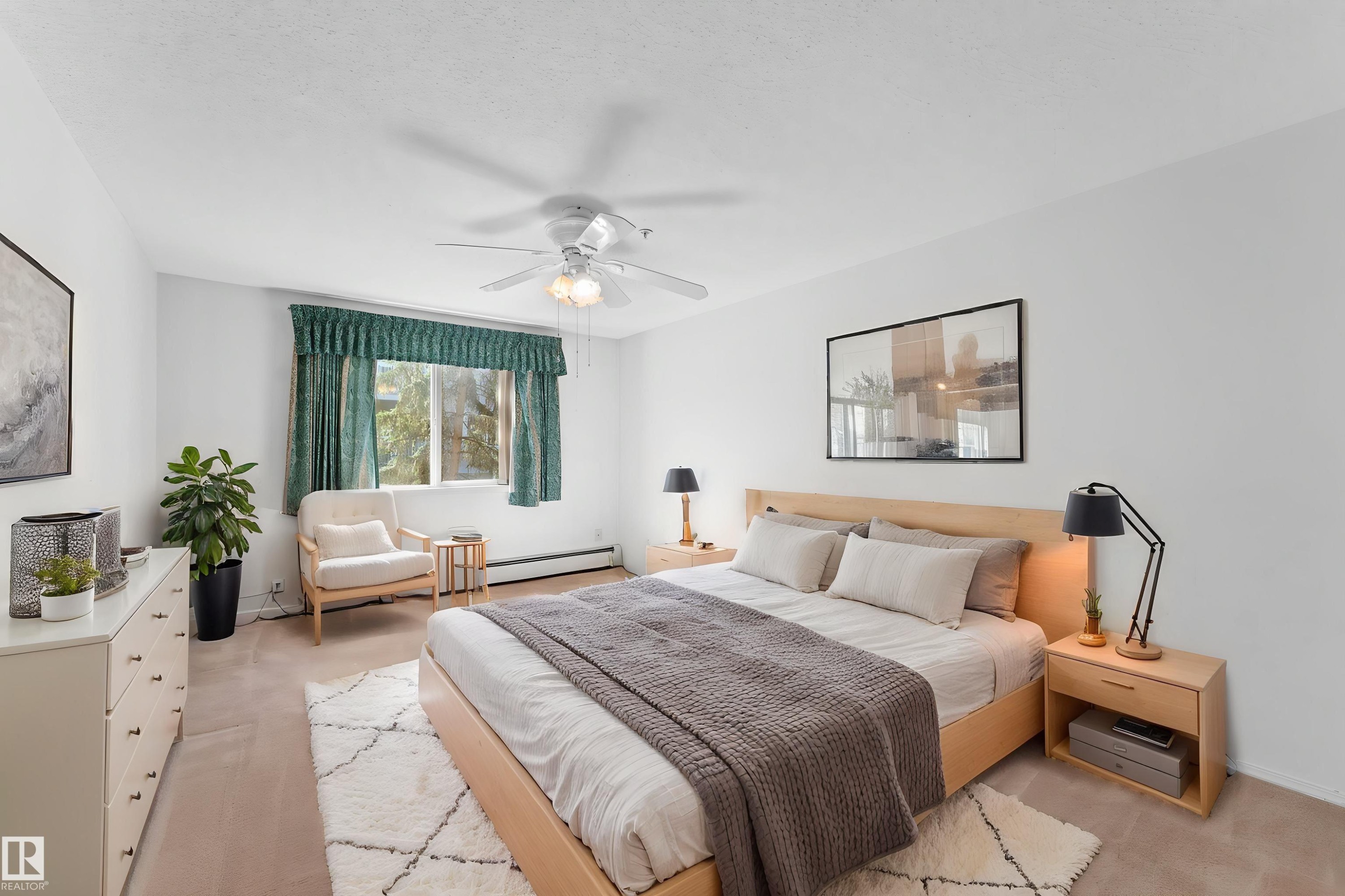 #225 10511 42 Av Nw, Edmonton, AB