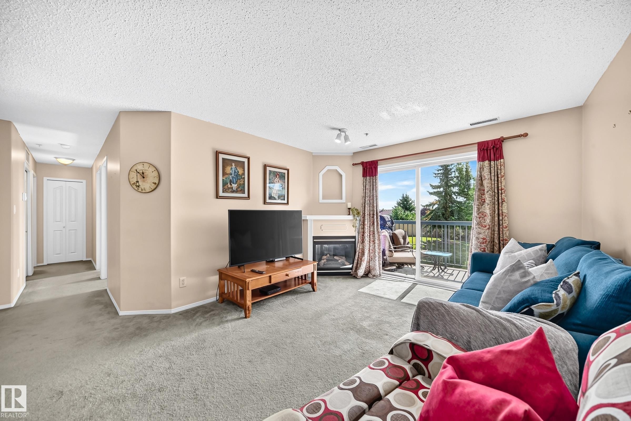 #204 16303 95 St Nw, Edmonton, AB