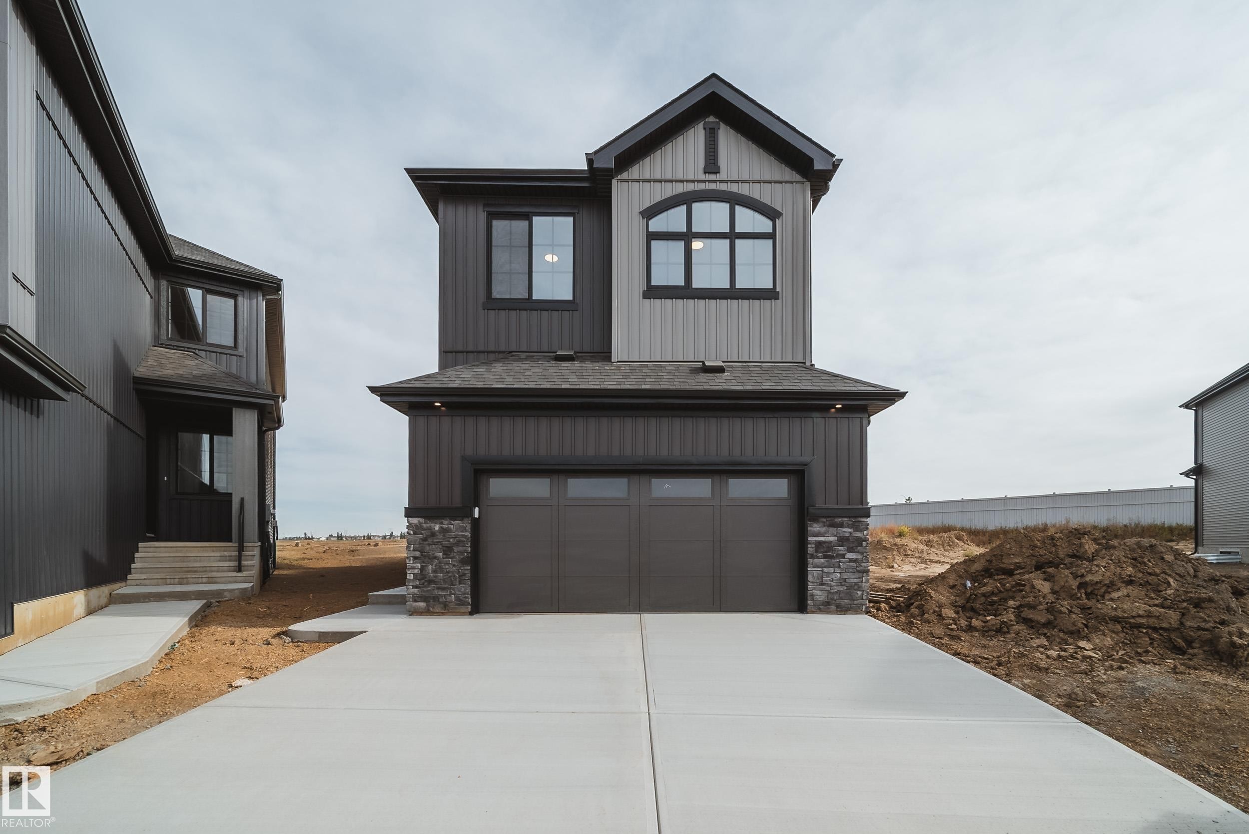 73 Chartres Close, St. Albert, AB