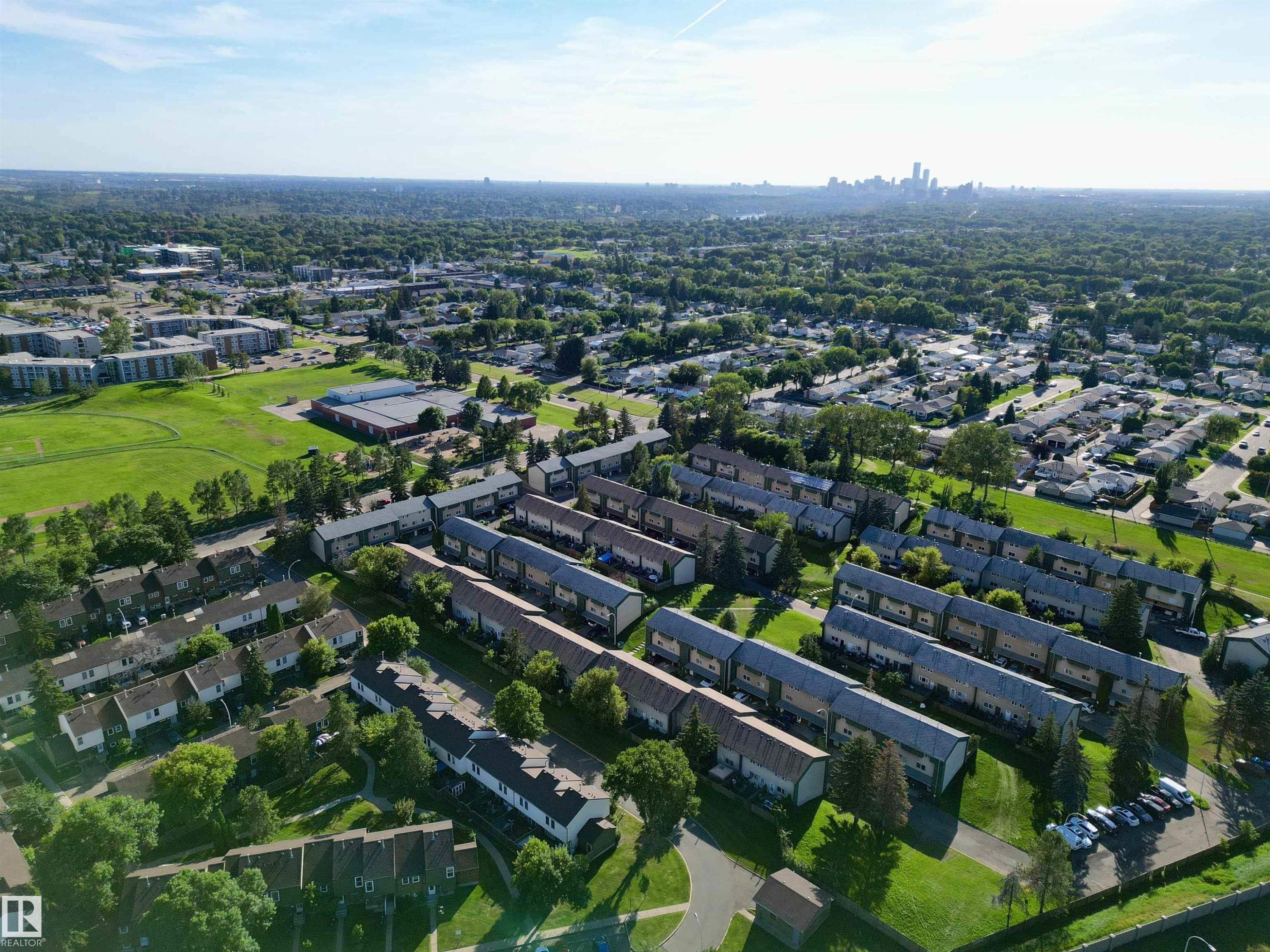 790 Abbottsfield Road Nw, Edmonton, AB