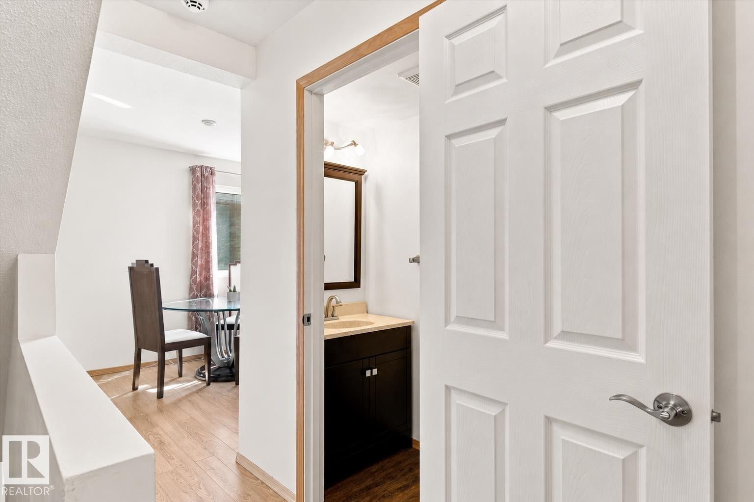 790 Abbottsfield Road Nw, Edmonton, AB