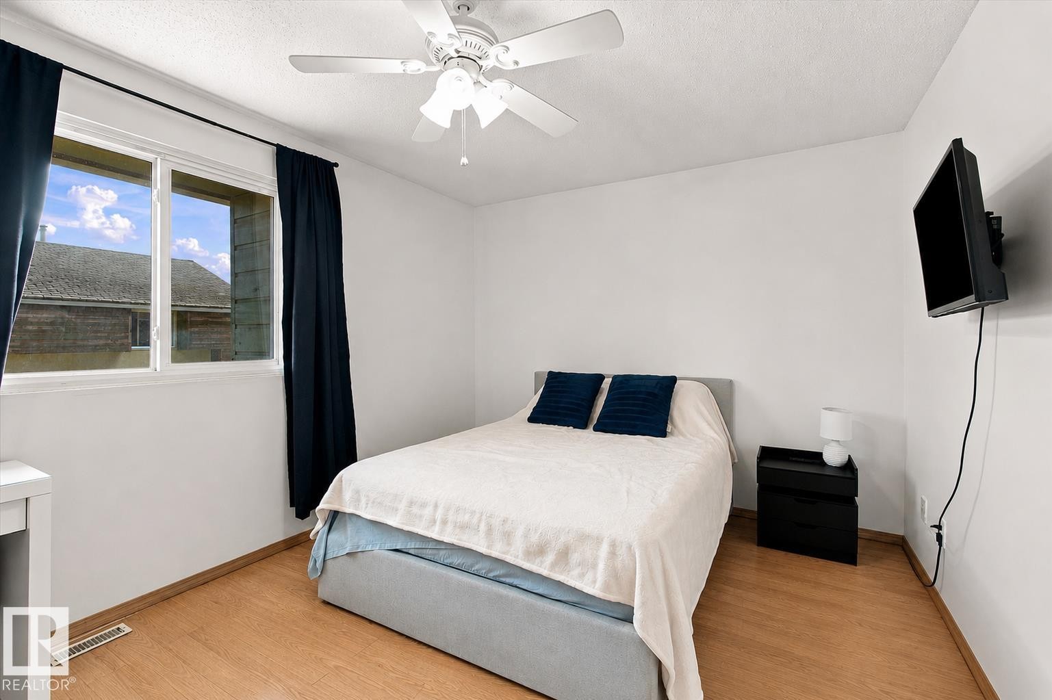 790 Abbottsfield Road Nw, Edmonton, AB