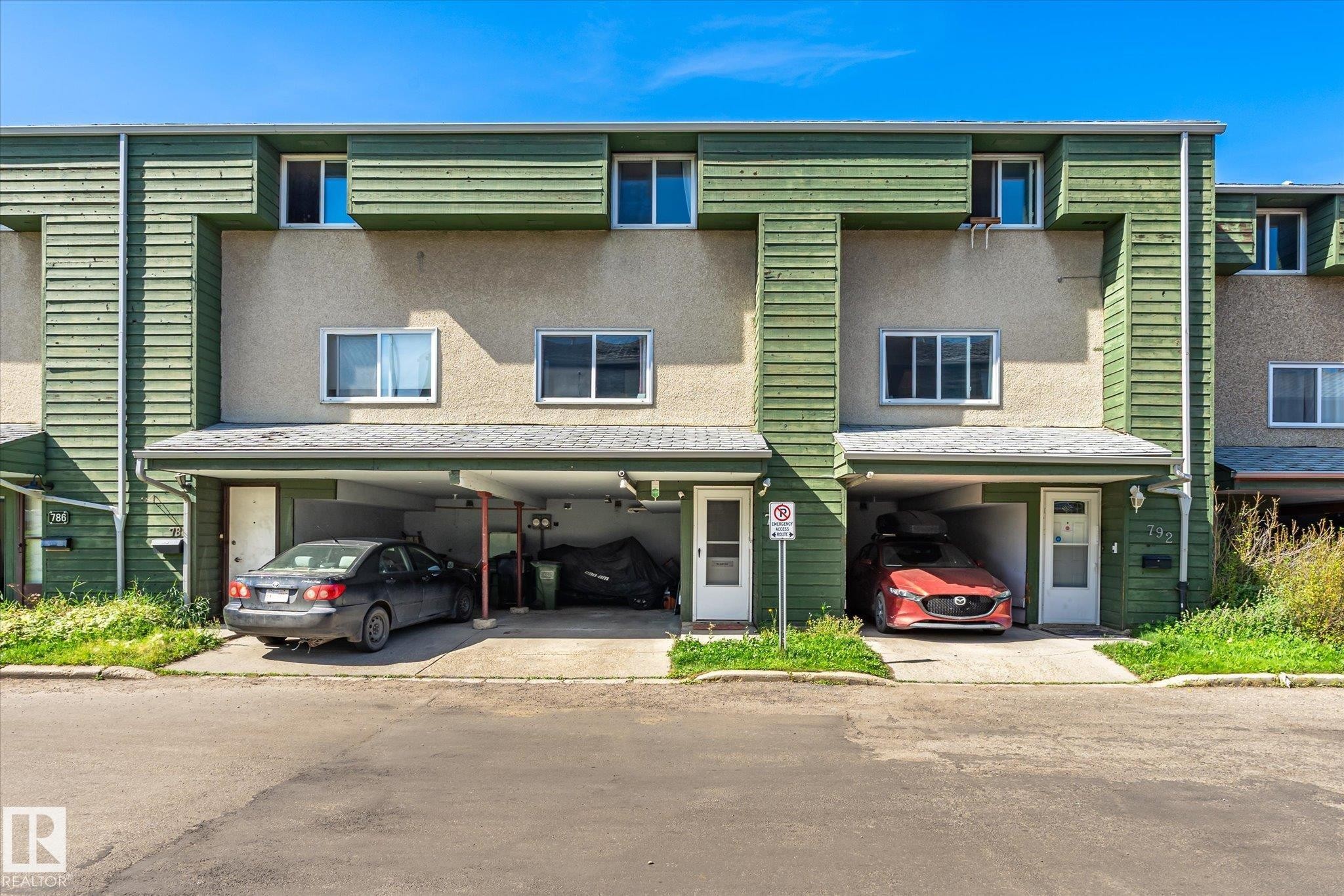 790 Abbottsfield Road Nw, Edmonton, AB