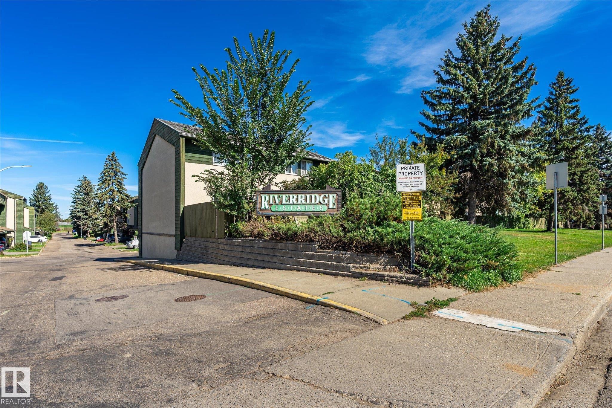 790 Abbottsfield Road Nw, Edmonton, AB