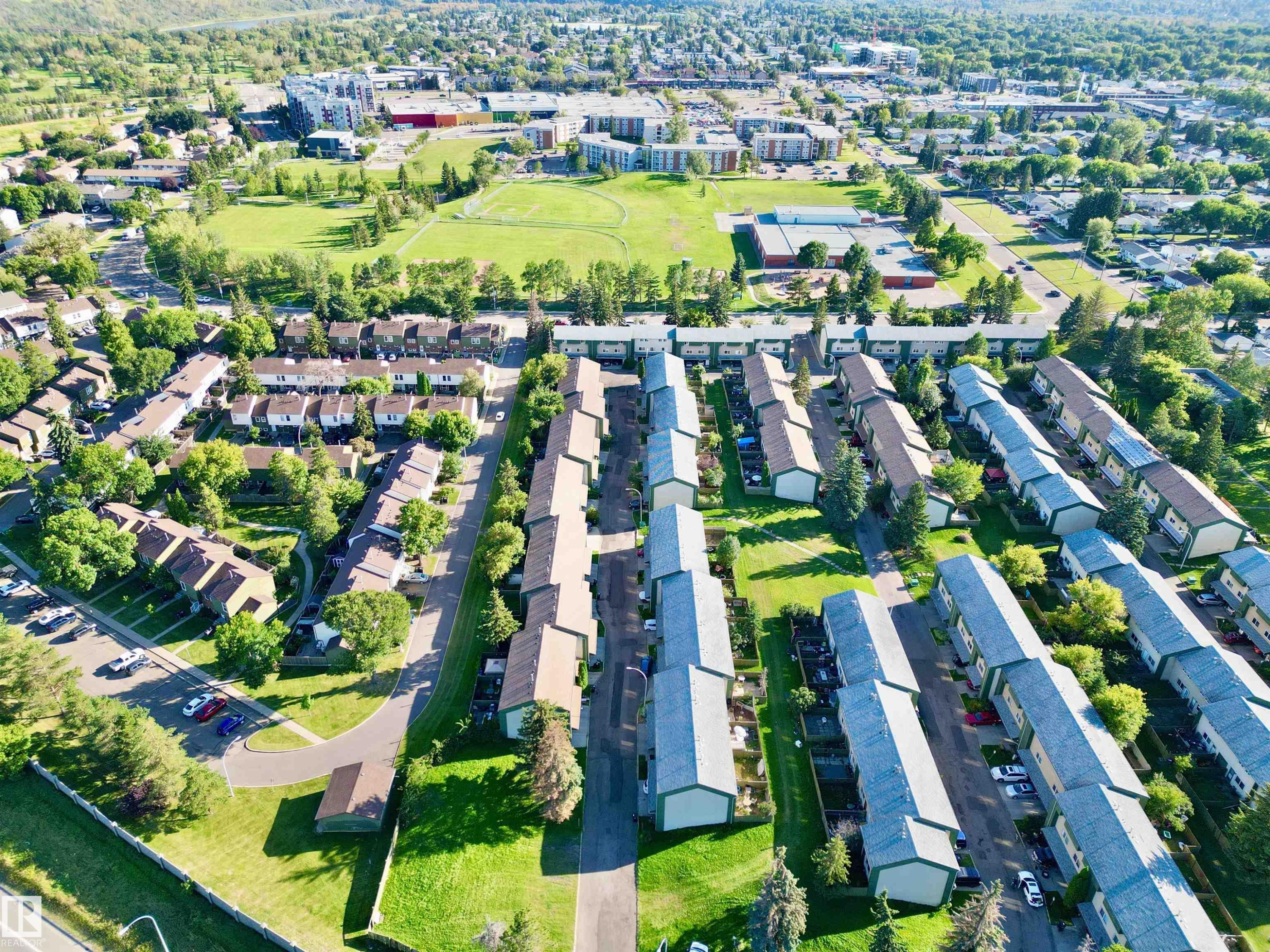 790 Abbottsfield Road Nw, Edmonton, AB