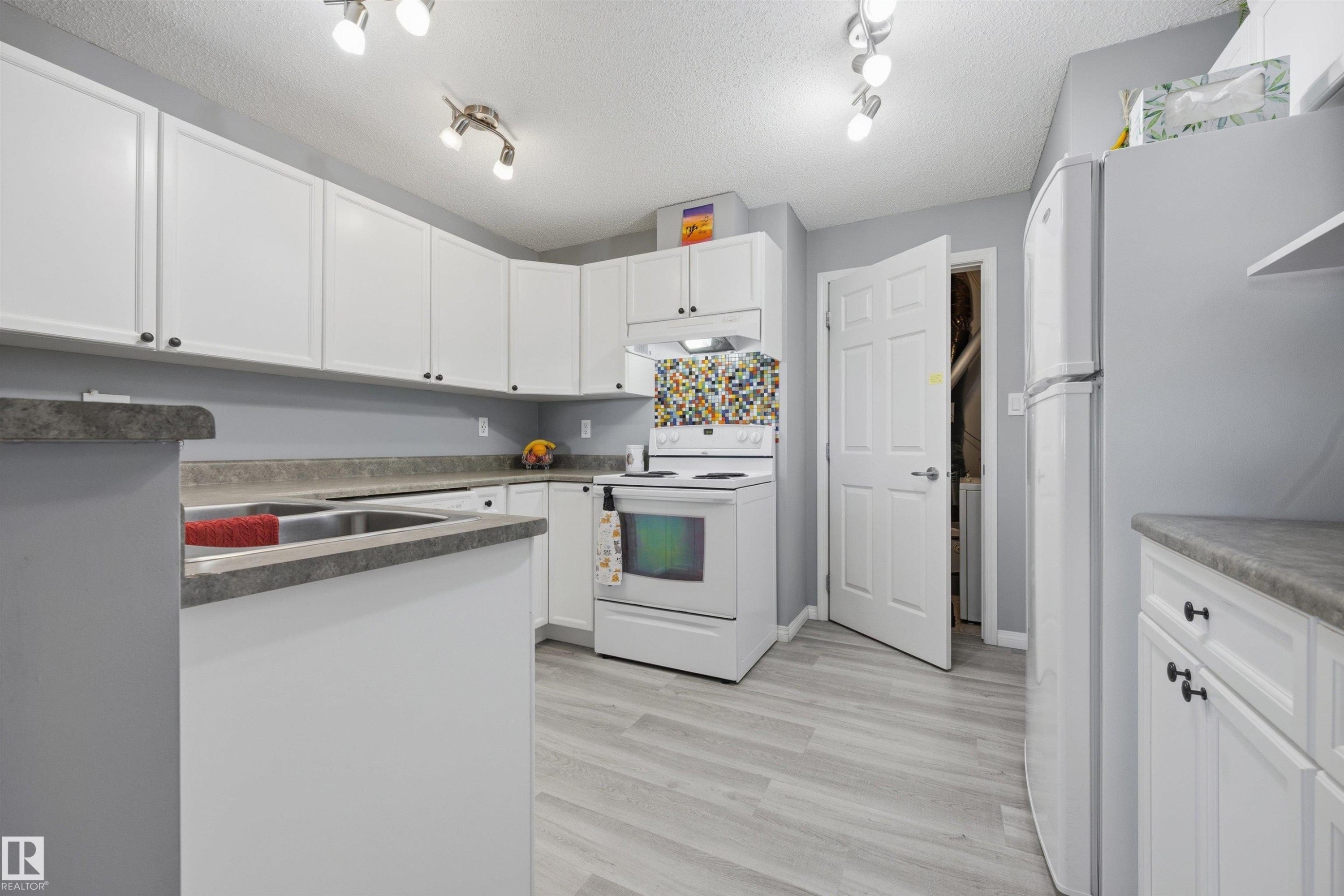 #34 3040 Spence Wd Sw, Edmonton, AB