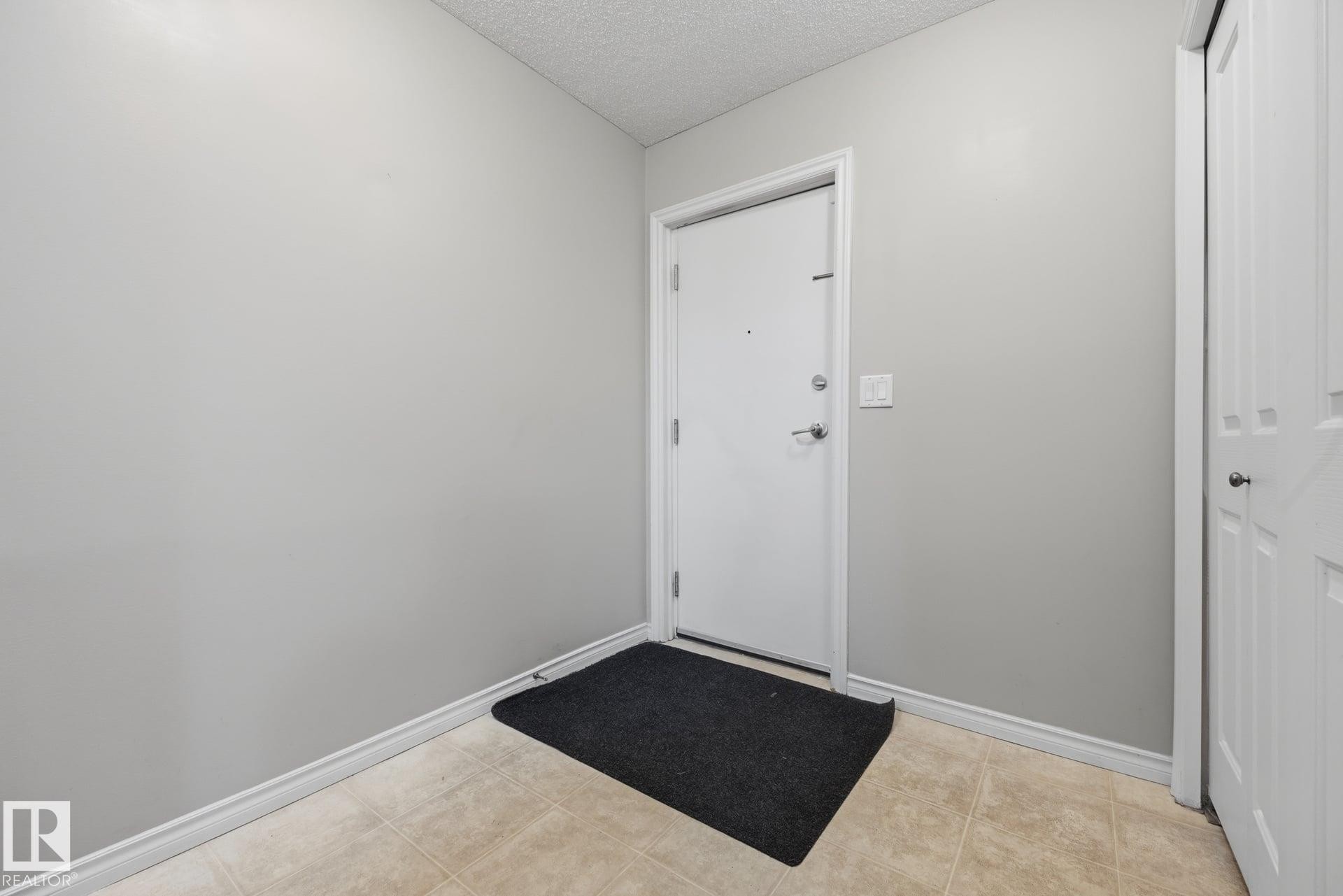 Additional content - #102 13825 155 Av Nw, Edmonton, AB