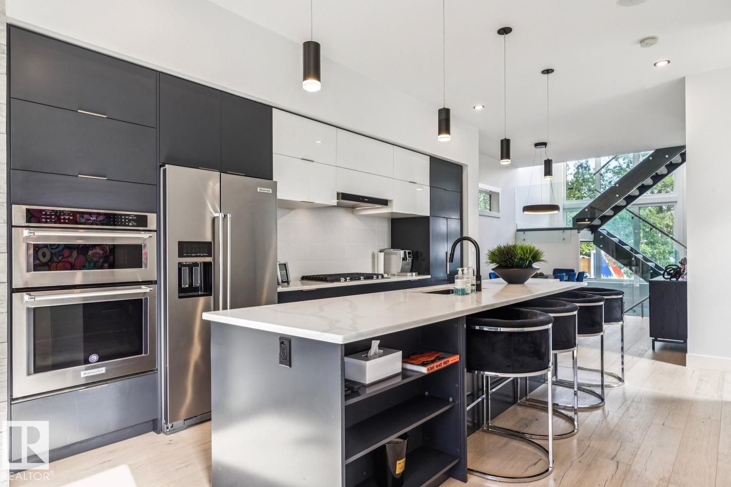 9323 75 Avenue Nw, Edmonton, AB