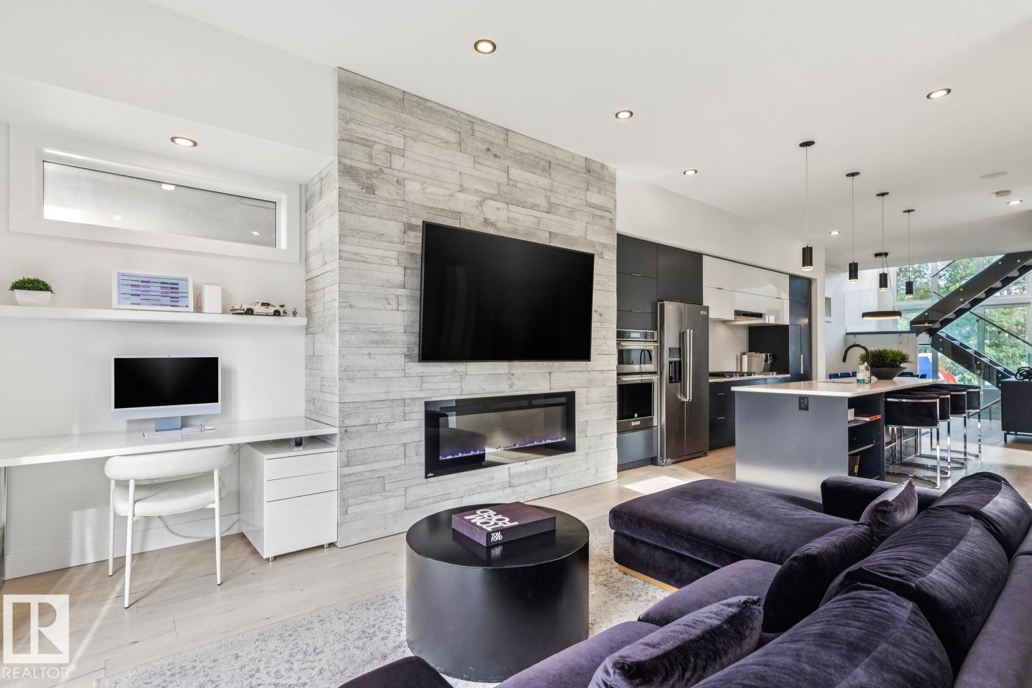 9323 75 Avenue Nw, Edmonton, AB