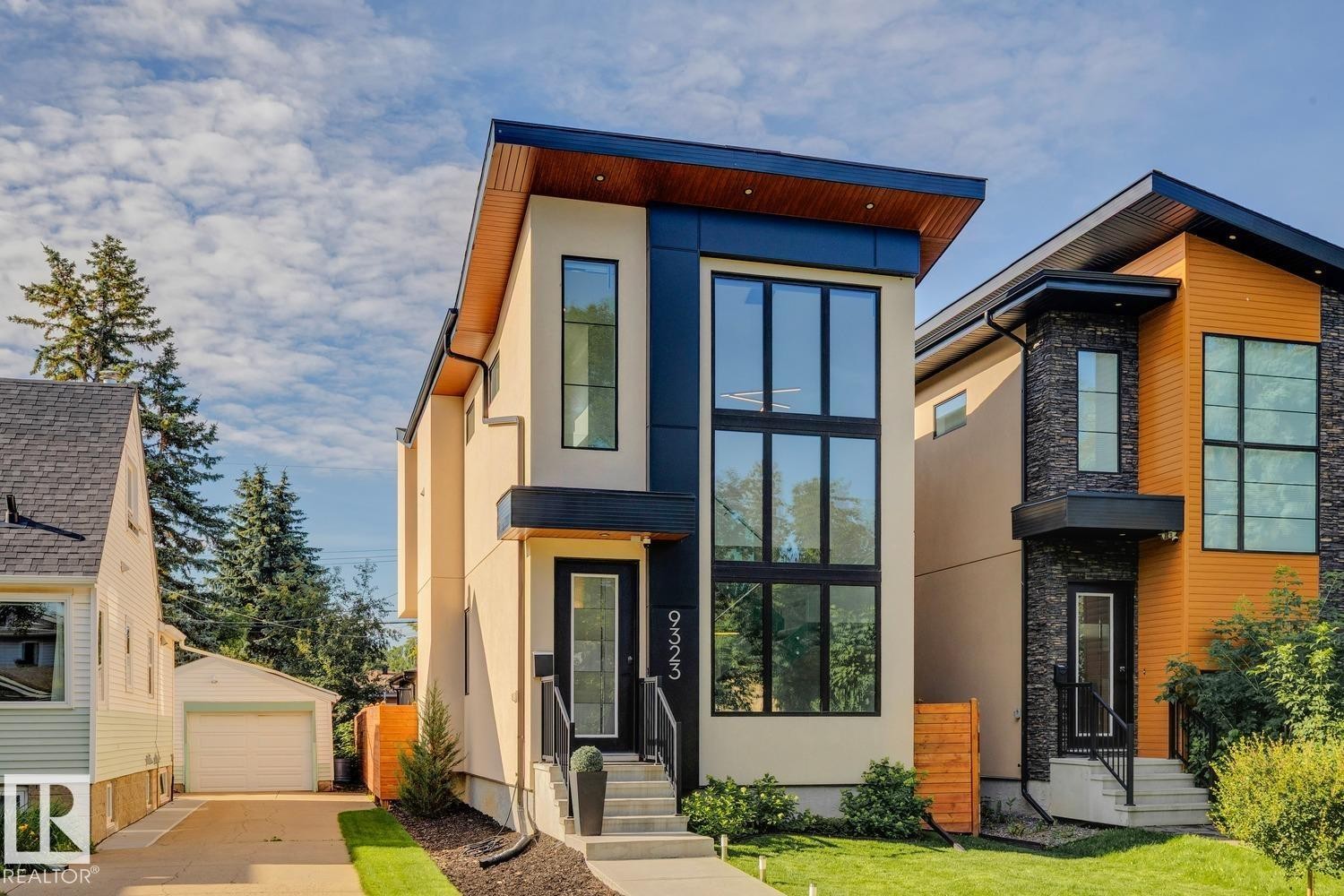 9323 75 Avenue Nw, Edmonton, AB
