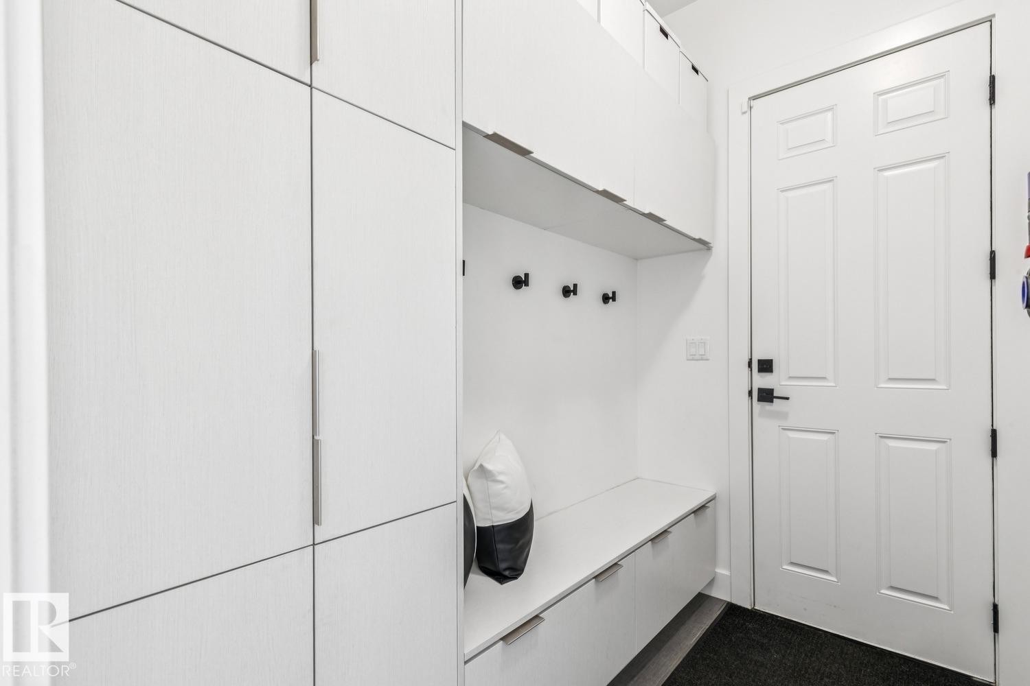 9323 75 Avenue Nw, Edmonton, AB