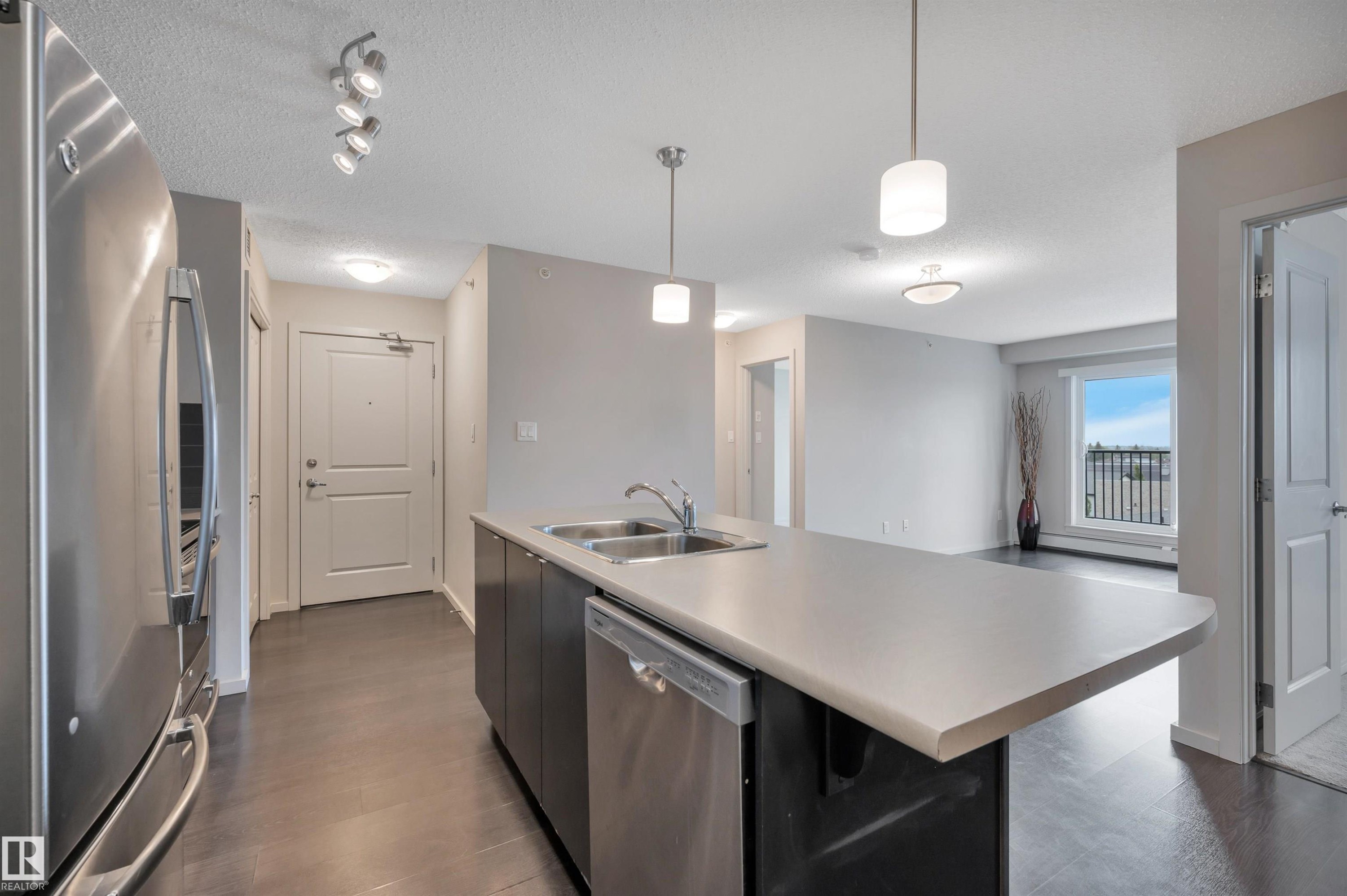 #447 348 Windermere Rd Nw, Edmonton, AB