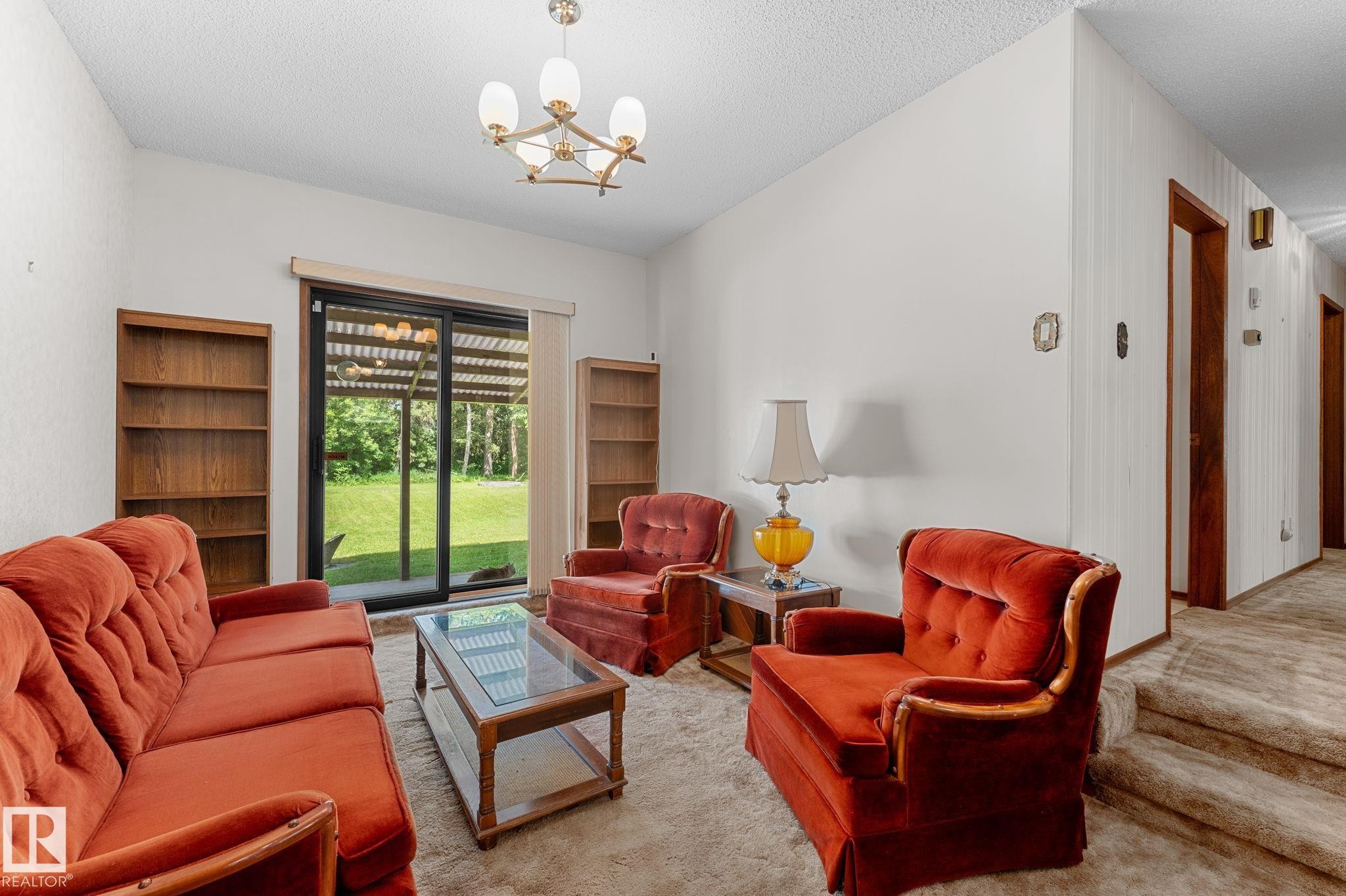 5020 53 Avenue, Onoway, AB