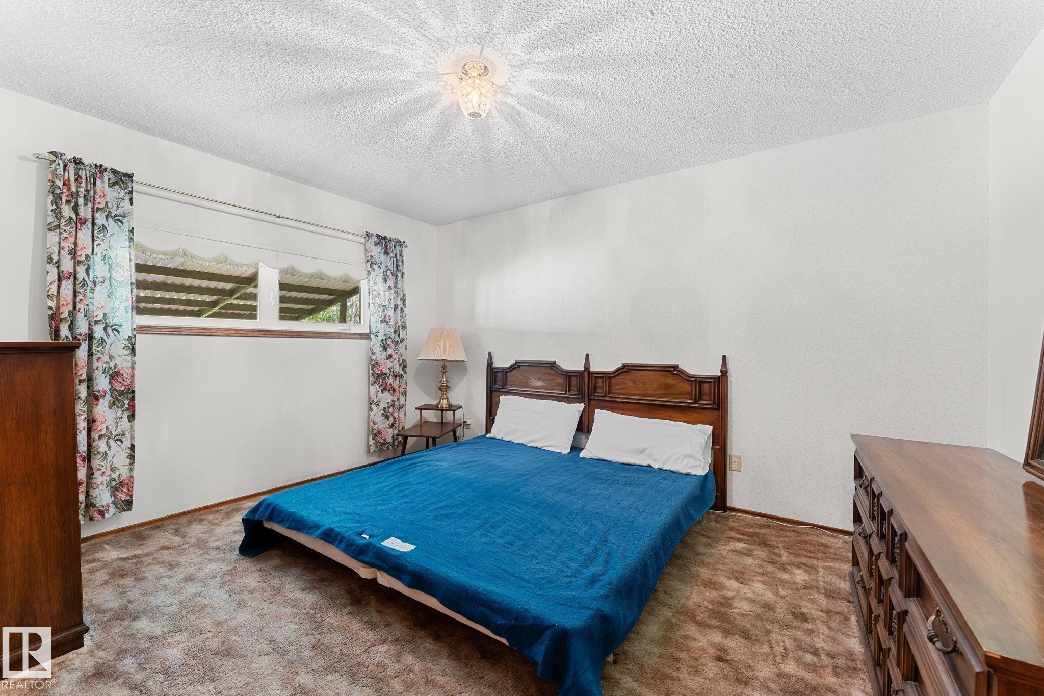 5020 53 Avenue, Onoway, AB