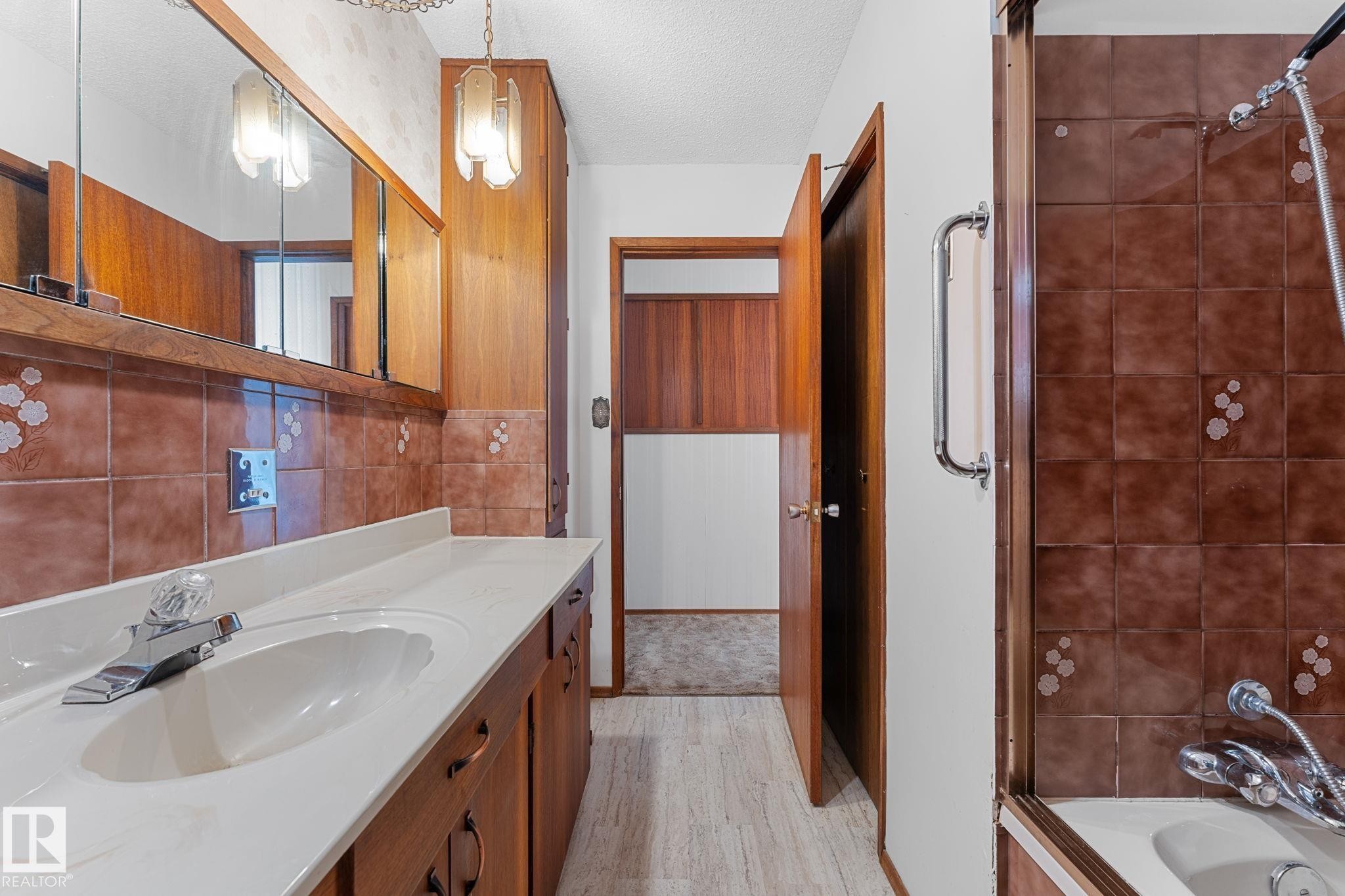 5020 53 Avenue, Onoway, AB